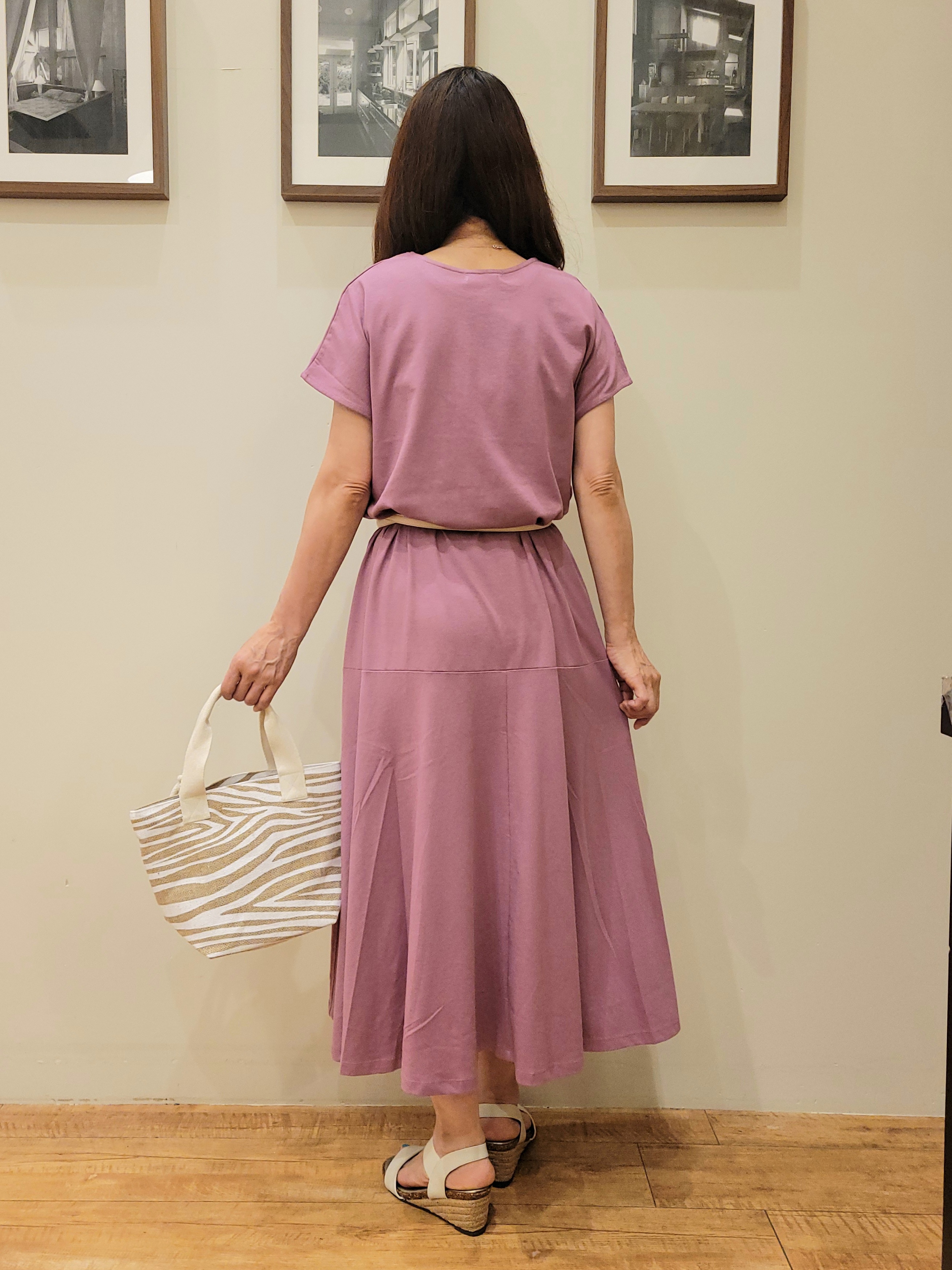 ユウさんの「SHOO･LA･RUE｜【体型カバー/洗濯機可】涼やかAラインロングワンピース」を使ったコーディネート