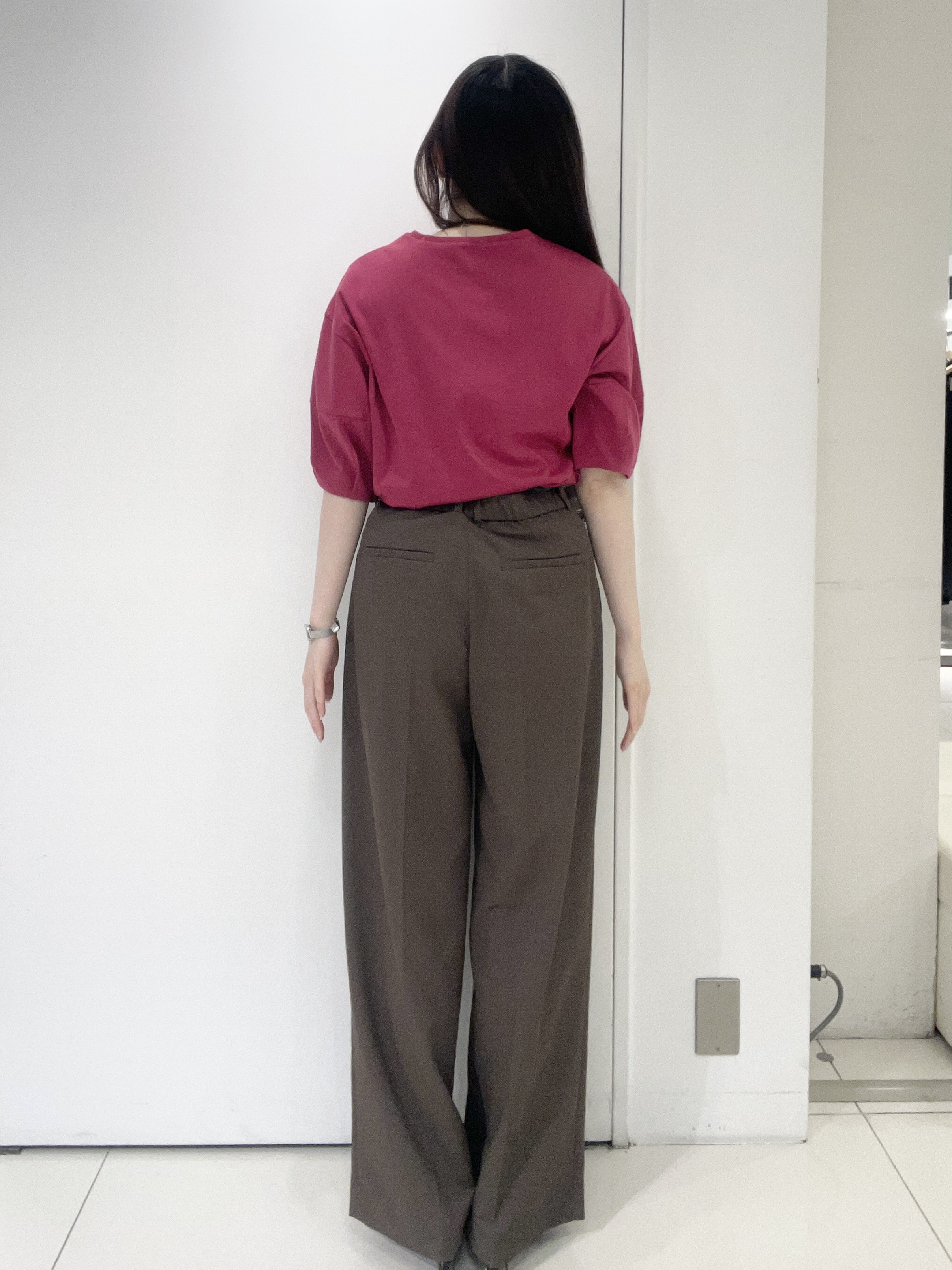 moeさんの「UNTITLED｜【汗染み防止/接触冷感】ランタンスリーブプルオーバー」を使ったコーディネート