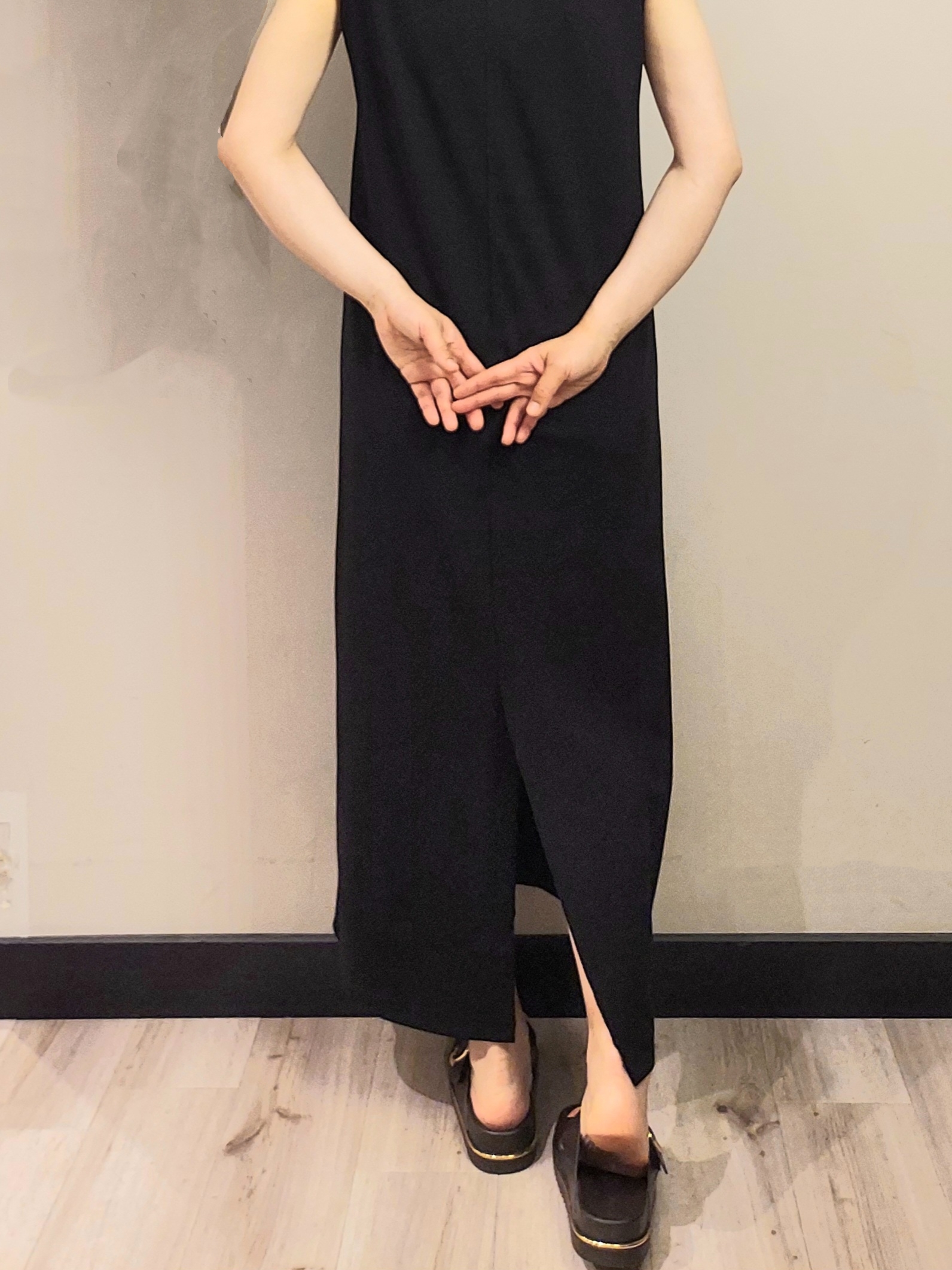 MAKIさんの「index｜【接触冷感】カットソーワンピース《洗濯機OK》」を使ったコーディネート