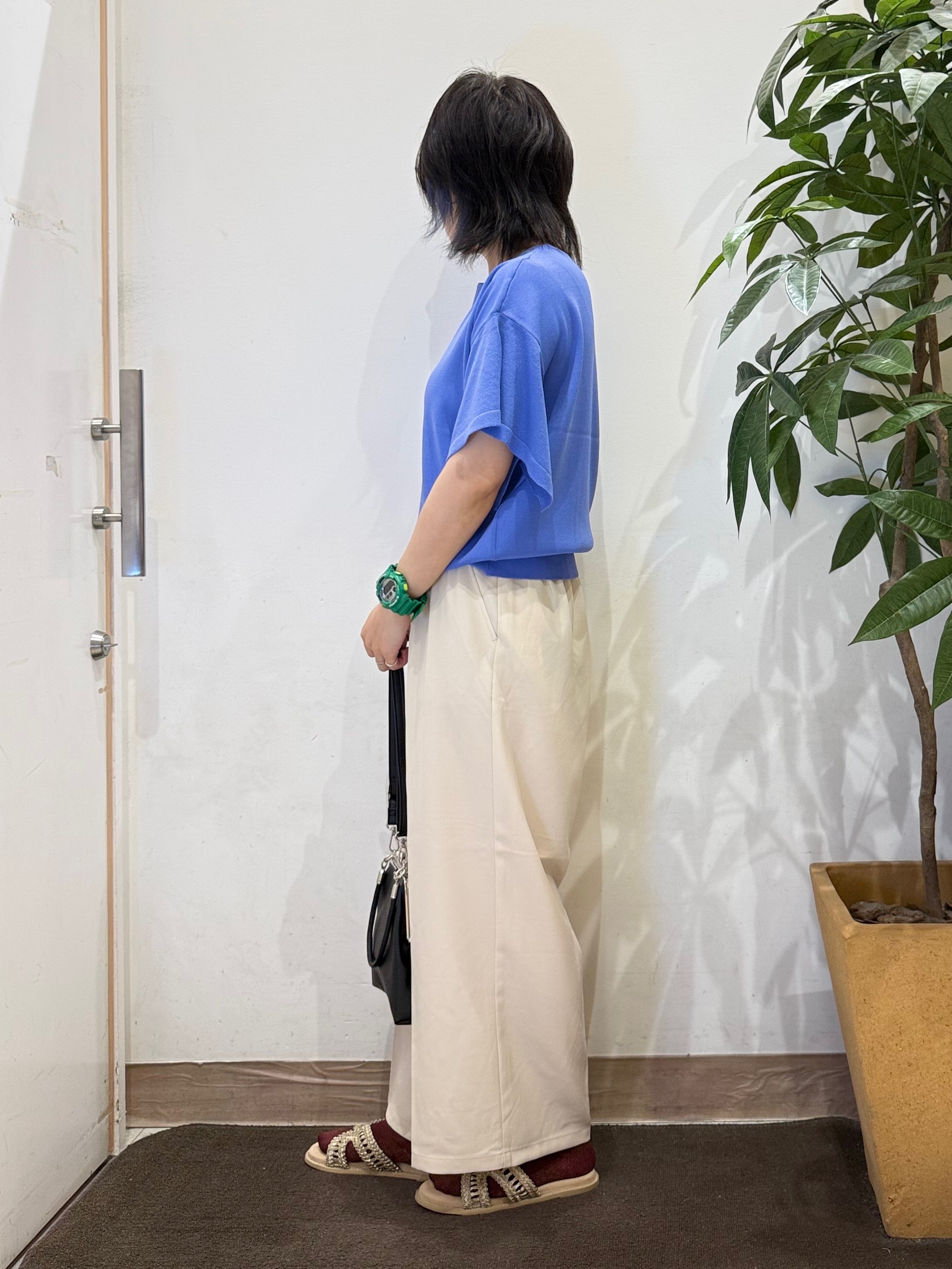 misakiさんの「SHOO･LA･RUE｜【S-LL/洗濯機可】インせず着られる ひらり袖ニット」を使ったコーディネート
