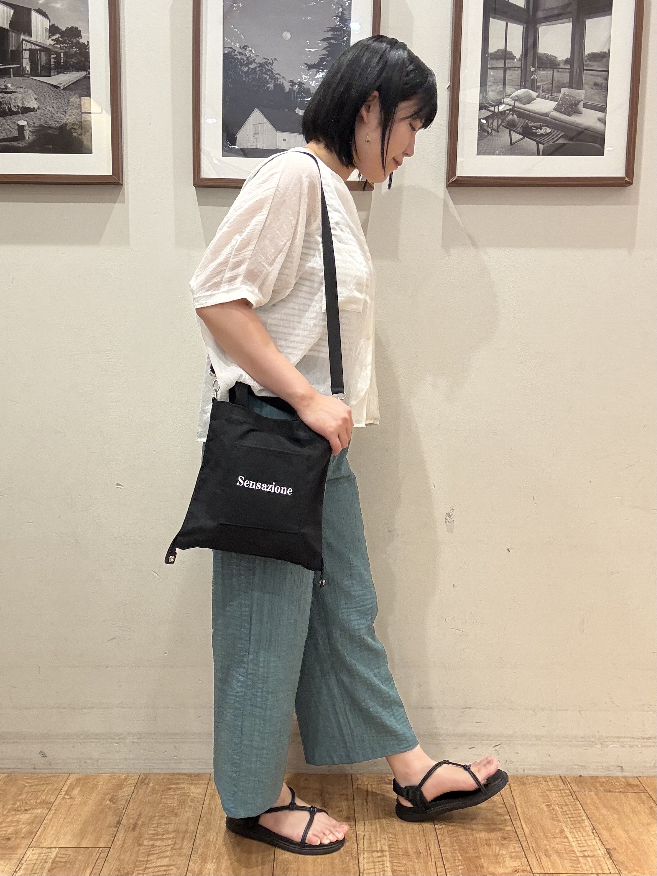 Tsuruさんの「SHOO･LA･RUE｜【洗濯機可/選べる6色】程よいシアー感が涼し気 ゆったりワッシャードルマンブラウス」を使ったコーディネート
