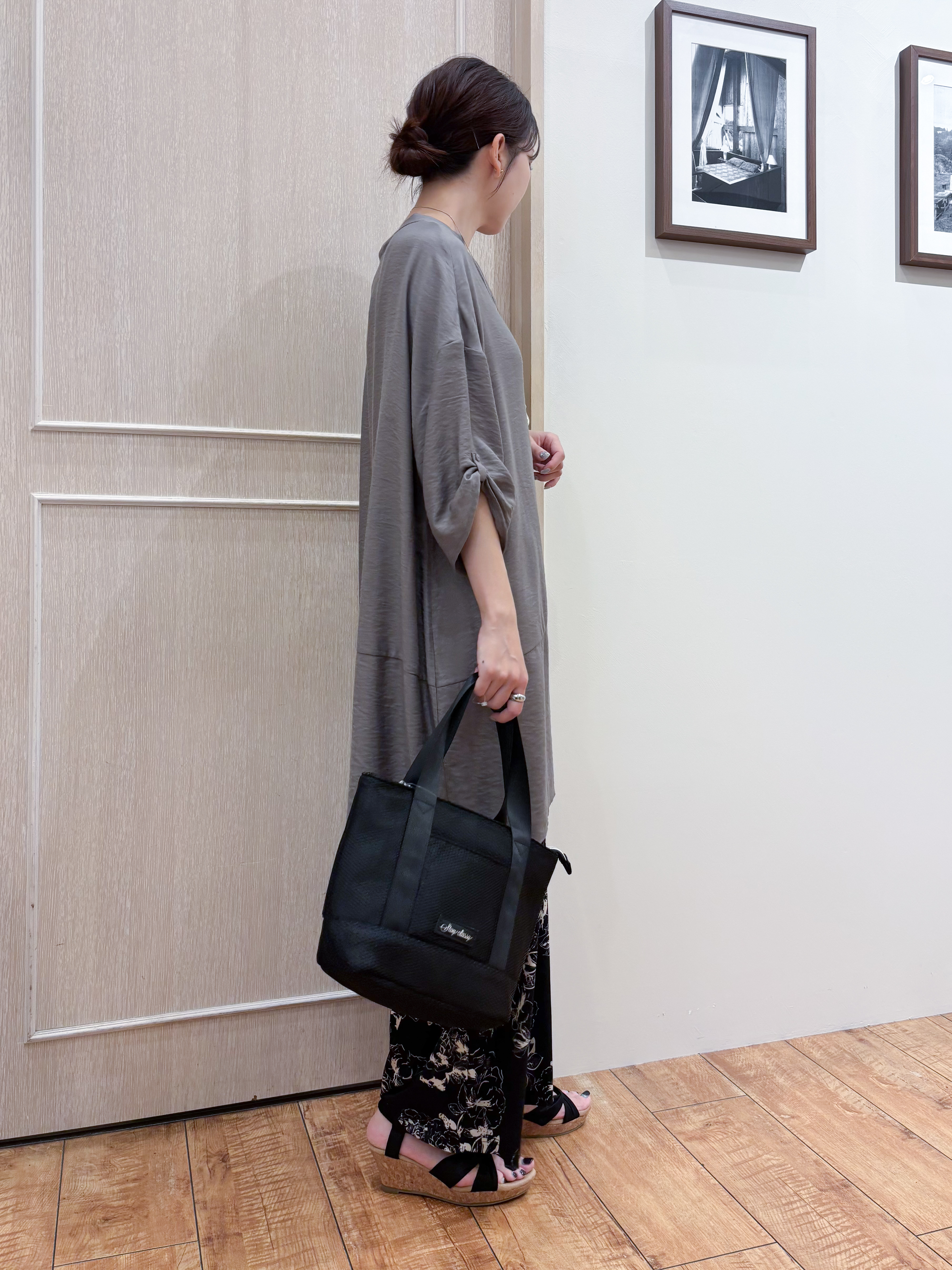 なみさんの「SHOO･LA･RUE｜【S-LL/洗濯後しわになりにくい】ゆるっと体型カバー 7分袖コクーンチュニック」を使ったコーディネート