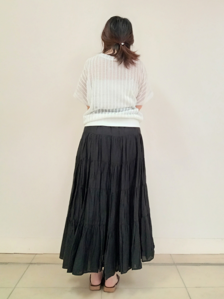 emiさんの「DRESSTERIOR｜【体型カバー/日除け】ドルマンスリーブ シアーメッシュプルオーバー」を使ったコーディネート