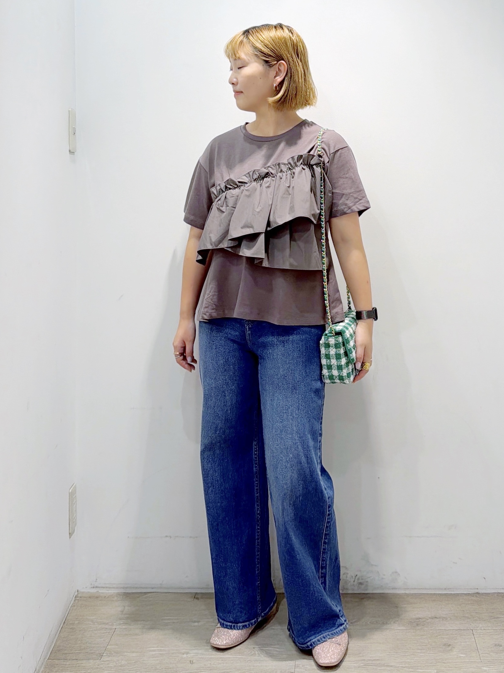 sumicaさんの「OPAQUE.CLIP｜【接触冷感】アシメフリルドッキングカットソー《洗濯機OK》」を使ったコーディネート