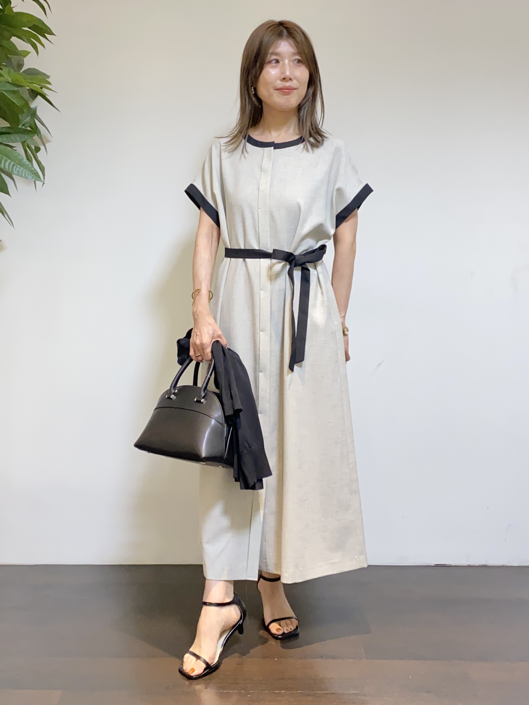 tomoさんの「UNTITLED｜【接触冷感/UVカット/イージーケア】配色ラインワンピース」を使ったコーディネート