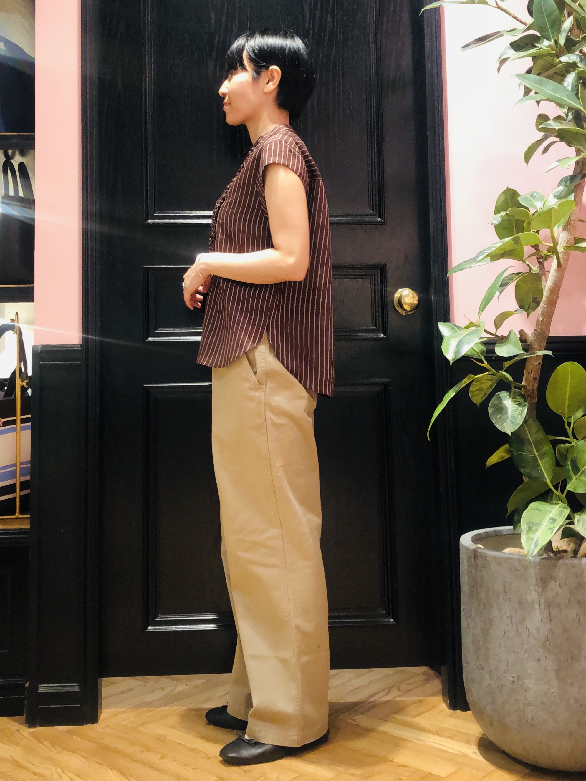 OGATAさんの「DRESSTERIOR｜ストライプフレンチスリーブフリルブラウス」を使ったコーディネート