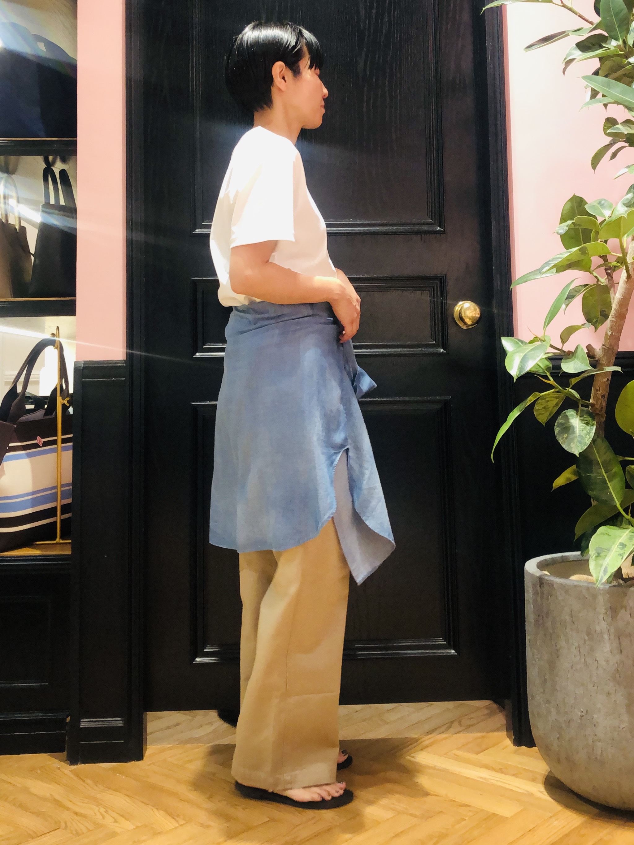 OGATAさんの「DRESSTERIOR｜【接触冷感／抗菌防臭／消臭】アイスクリアコットンフレンチロゴT」を使ったコーディネート