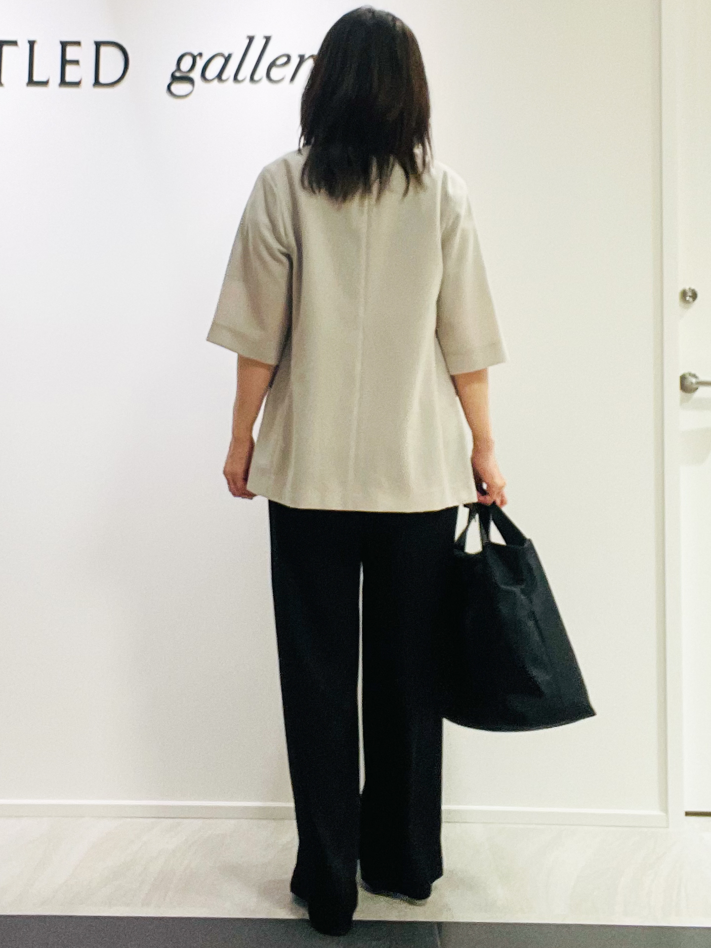 めいさんの「UNTITLED｜【秋の通勤羽織/セットアップ可/UVカット】エアリークール半袖ジャケット」を使ったコーディネート