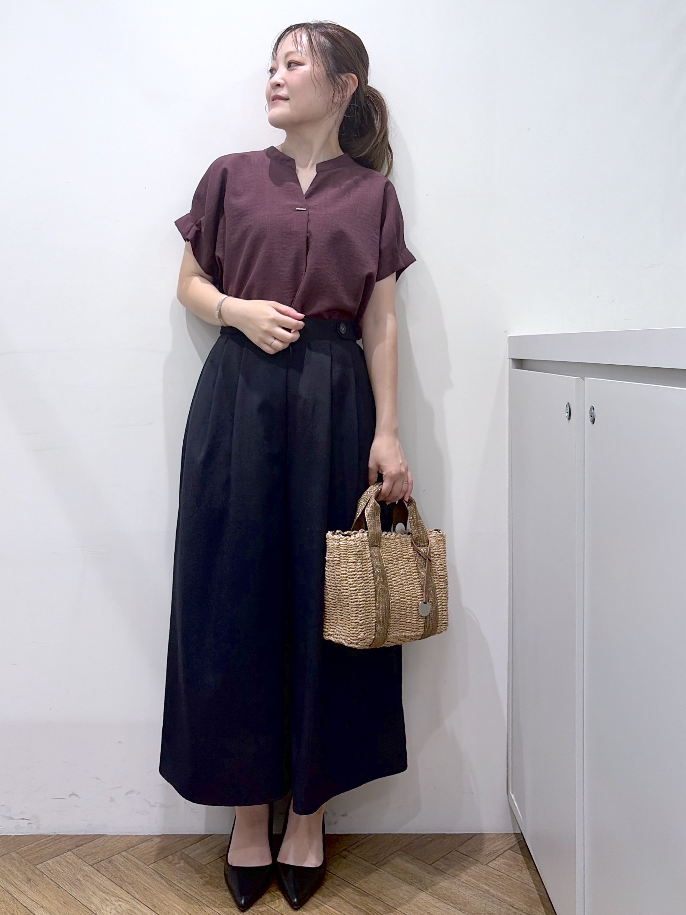 Junさんの「index｜【接触冷感／吸水速乾】タックスキッパーブラウス《防シワ／イージーアイロン／洗濯機OK／9col》」を使ったコーディネート