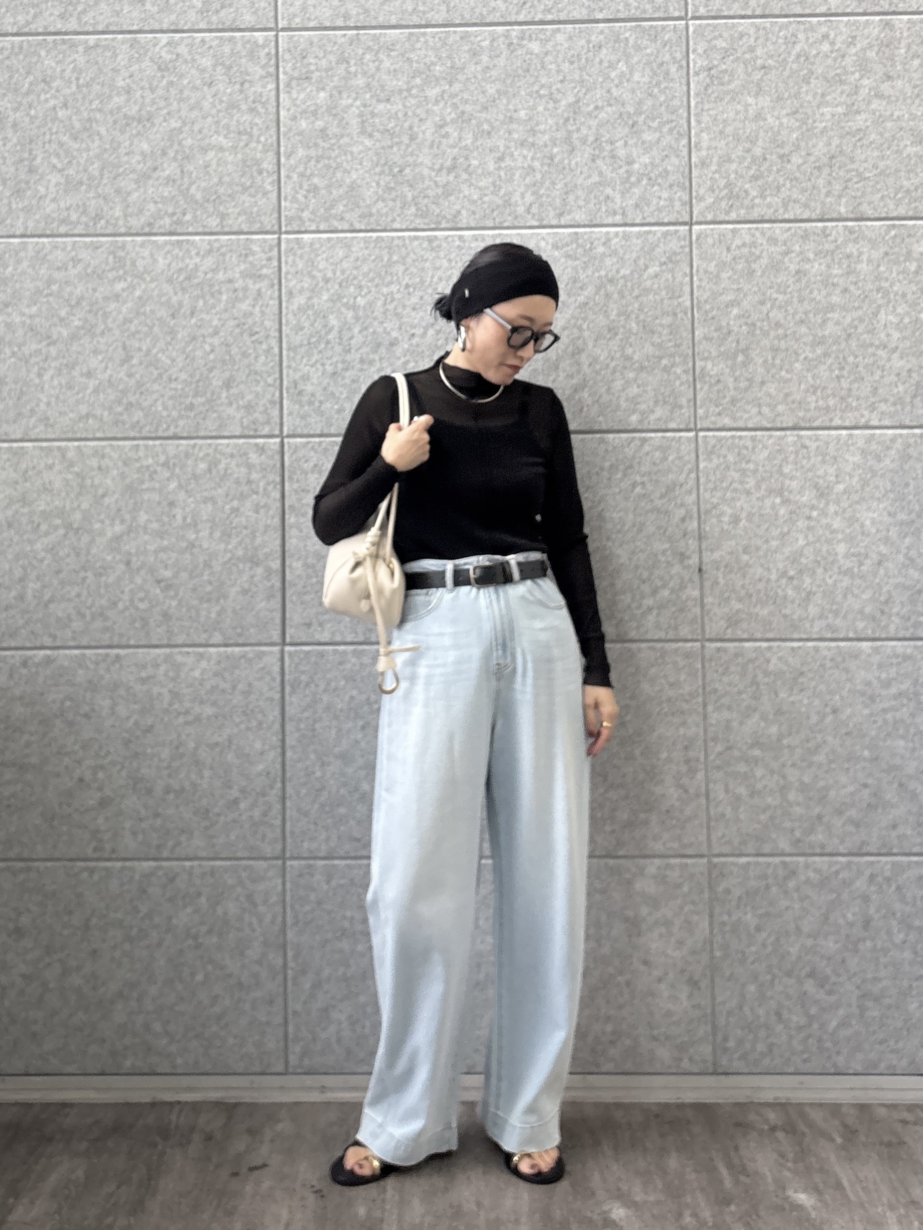 kotakiさんの「INDIVI｜ハイライズワイドデニム【再入荷／マシンウォッシャブル】」を使ったコーディネート