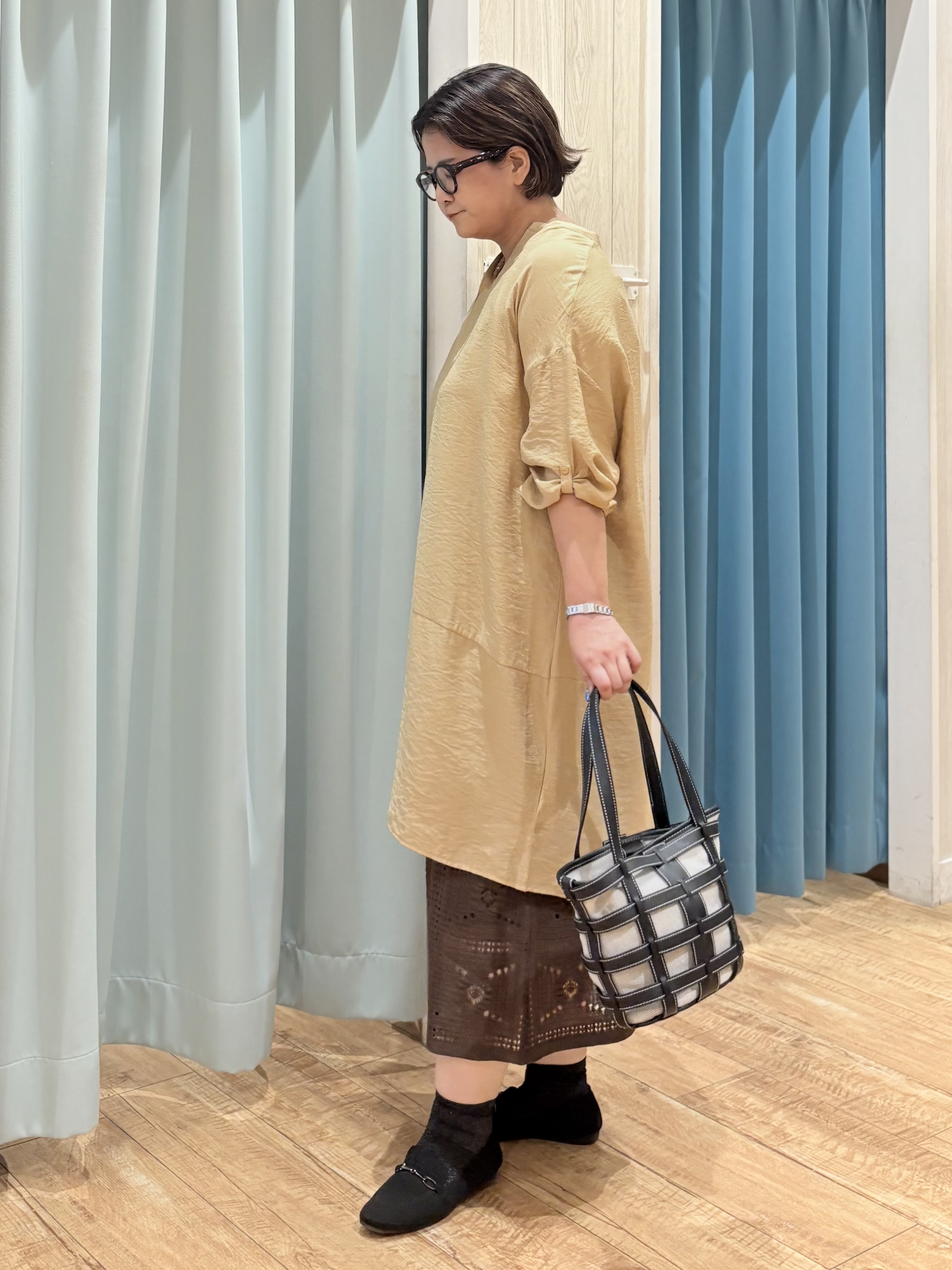 砂糖さんの「SHOO･LA･RUE｜【S-LL/洗濯後しわになりにくい】ゆるっと体型カバー 7分袖コクーンチュニック」を使ったコーディネート