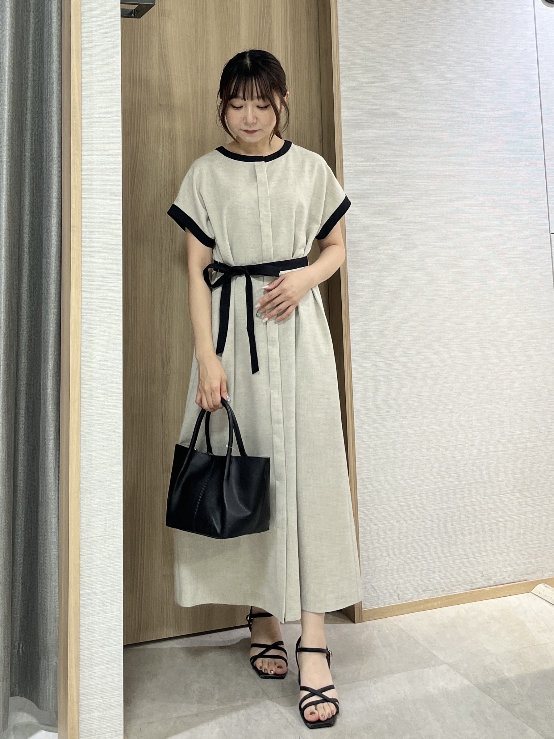 KAHOさんの「UNTITLED｜【接触冷感/UVカット/イージーケア】配色ラインワンピース」を使ったコーディネート