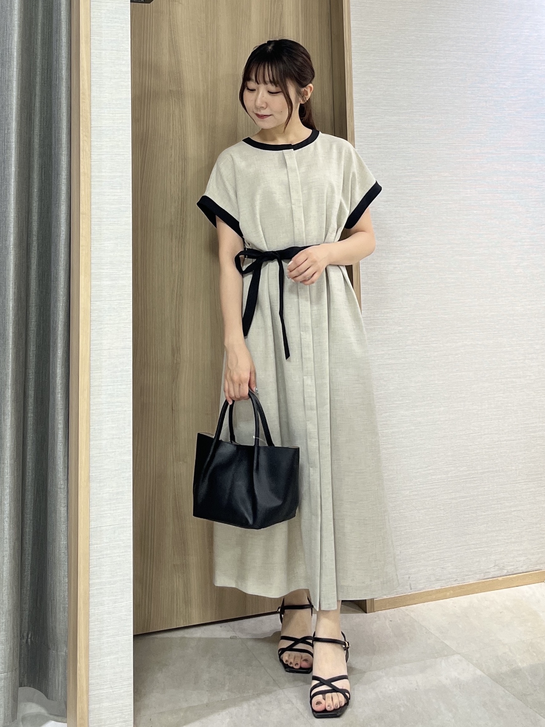 KAHOさんの「UNTITLED｜【接触冷感/UVカット/イージーケア】配色ラインワンピース」を使ったコーディネート