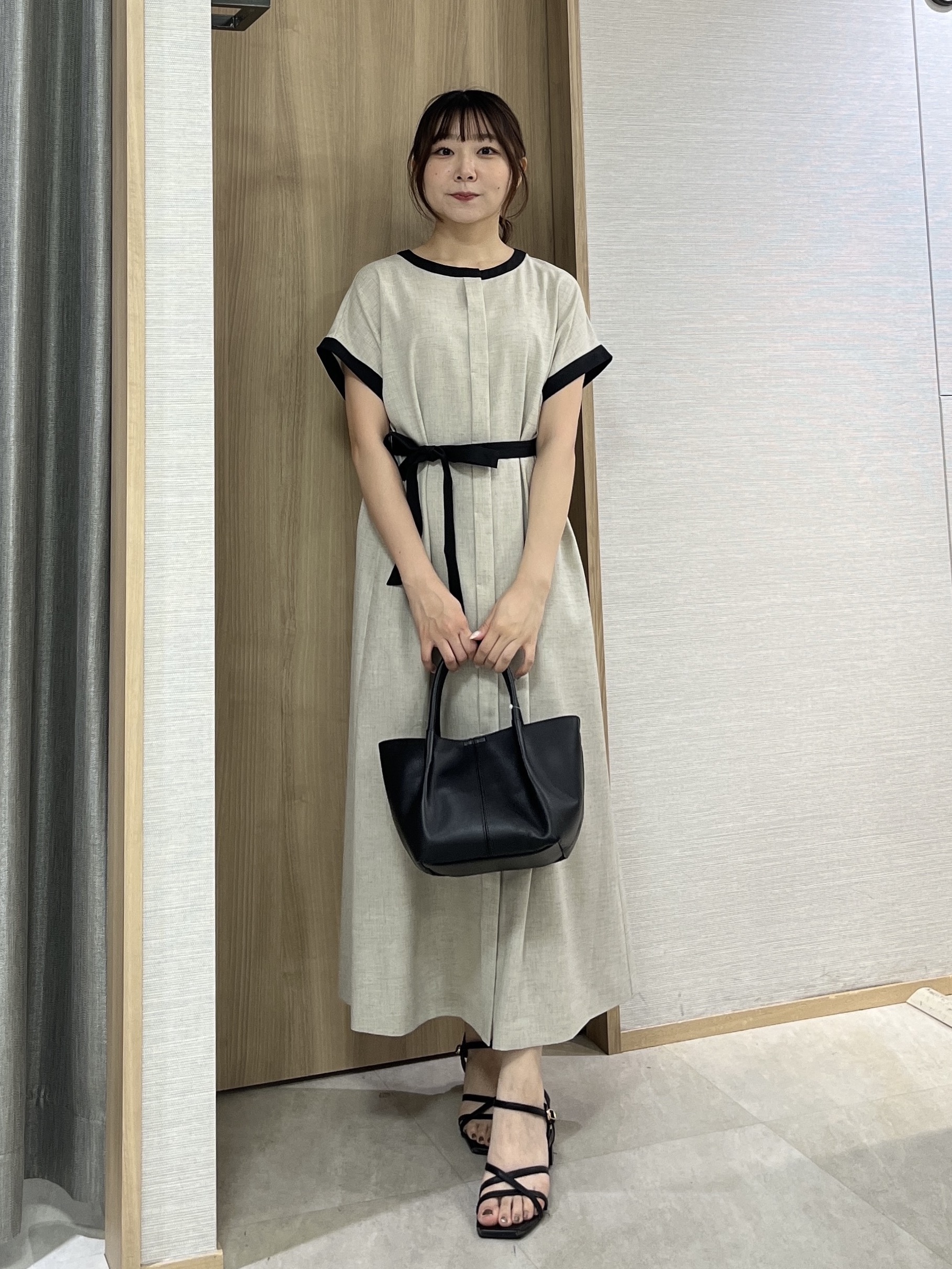 KAHOさんの「UNTITLED｜【接触冷感/UVカット/イージーケア】配色ラインワンピース」を使ったコーディネート
