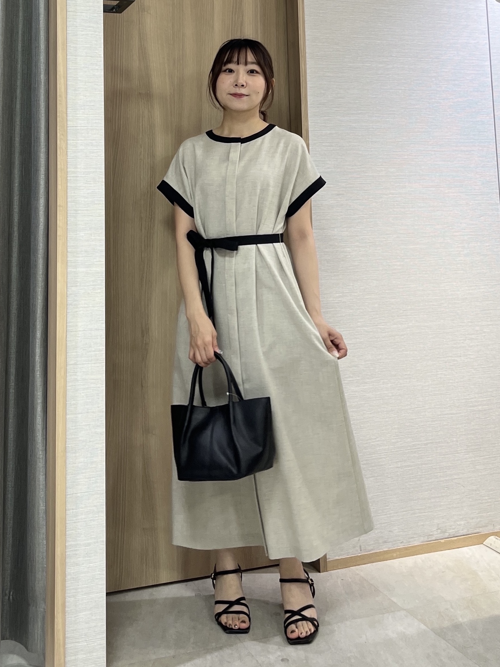 KAHOさんの「UNTITLED｜【接触冷感/UVカット/イージーケア】配色ラインワンピース」を使ったコーディネート