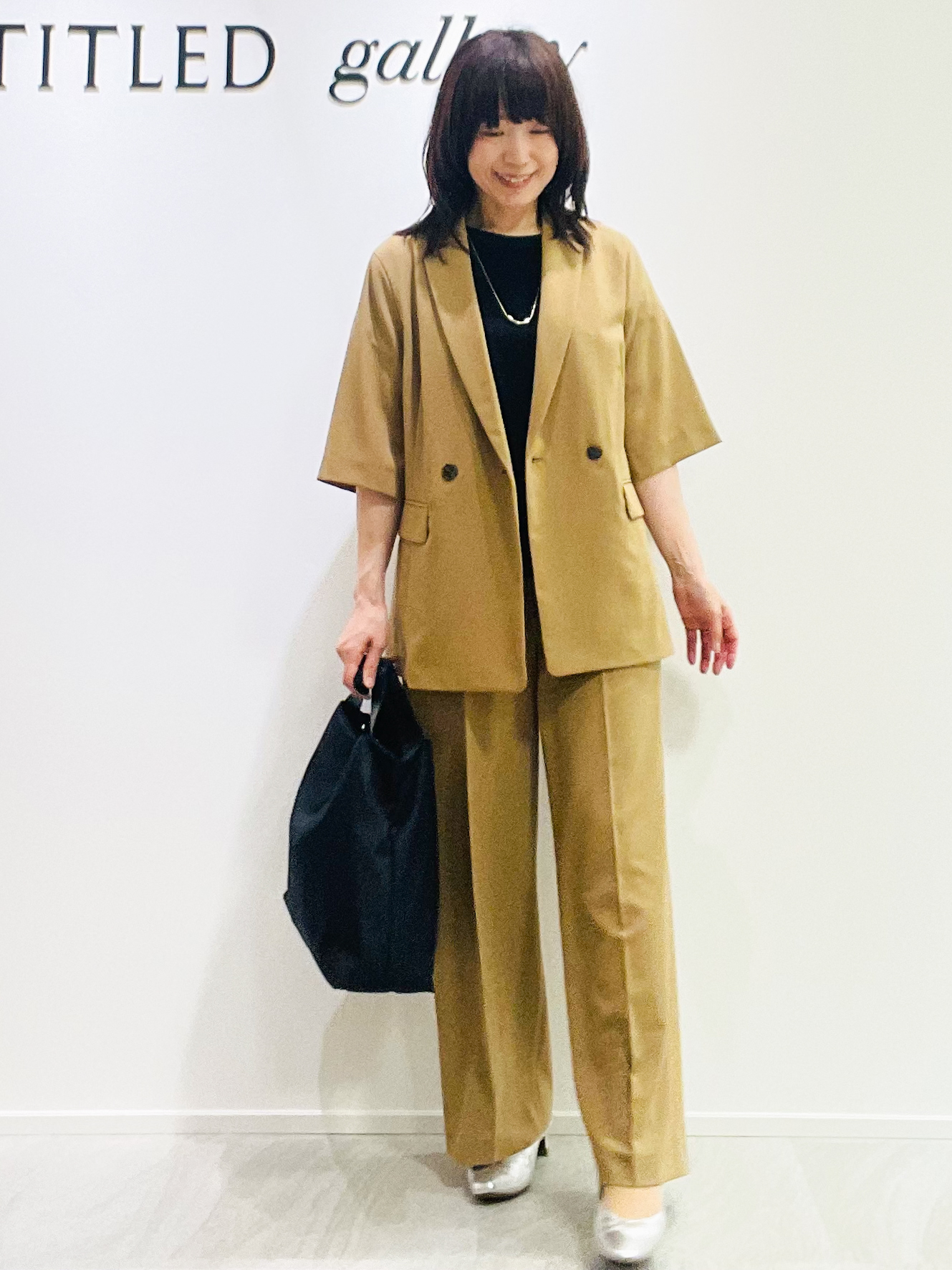 めいさんの「UNTITLED｜【秋の通勤羽織/セットアップ可/UVカット】エアリークール半袖ジャケット」を使ったコーディネート