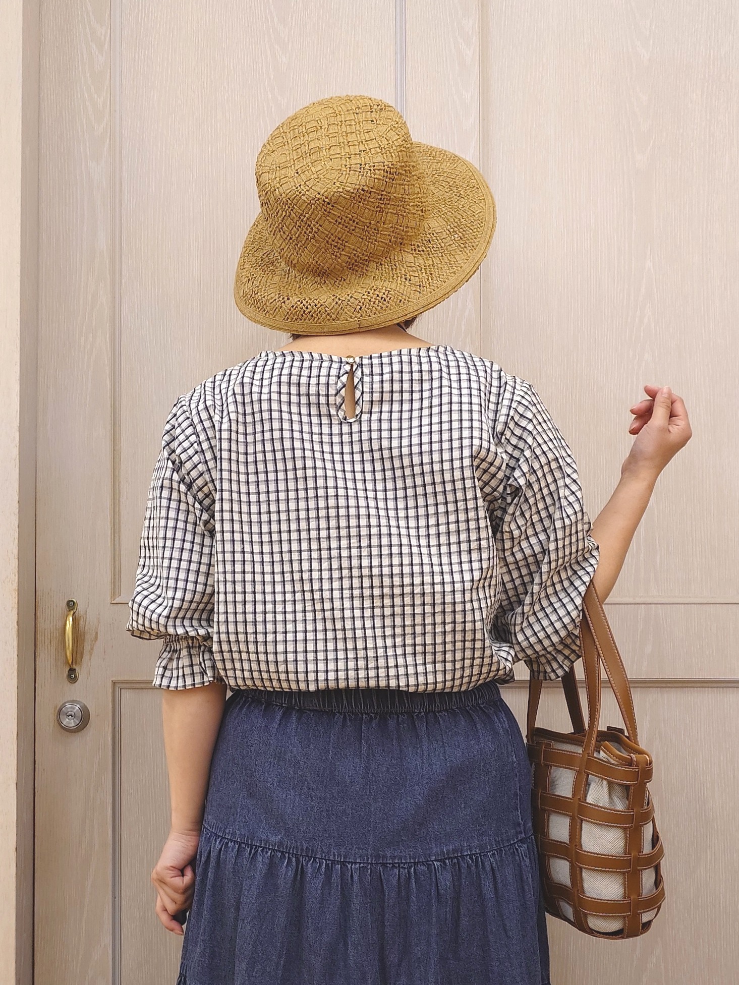 とろろさんの「SHOO･LA･RUE｜【セットアップ可/洗濯機可】上品チェックが好印象 ゆるさら6分袖ブラウス」を使ったコーディネート