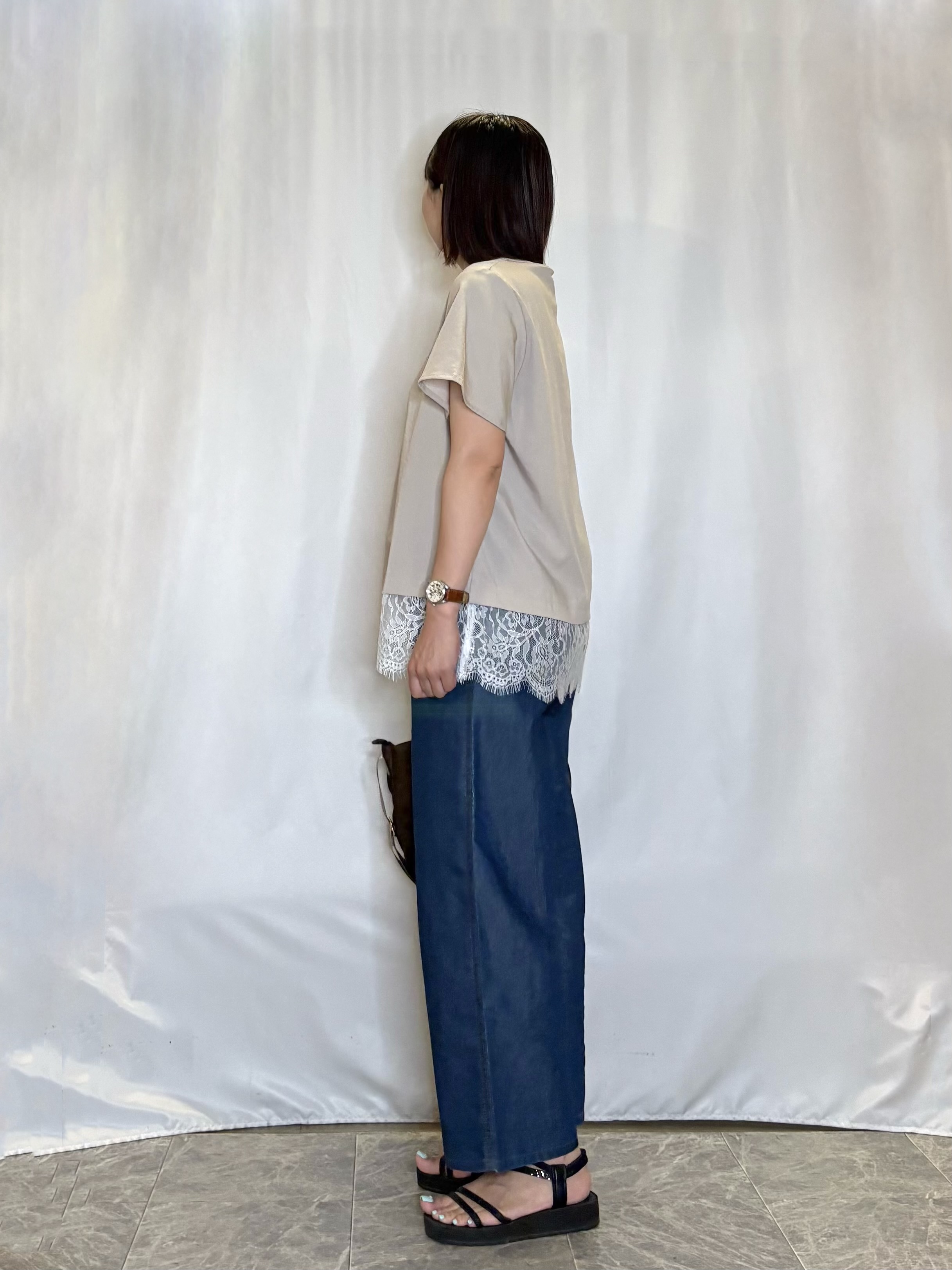 ネリさんの「SHOO･LA･RUE｜【S-LL/洗濯機可】軽凛(かろりん) 楽に着られて上品 裾レーススキッパーブラウス」を使ったコーディネート
