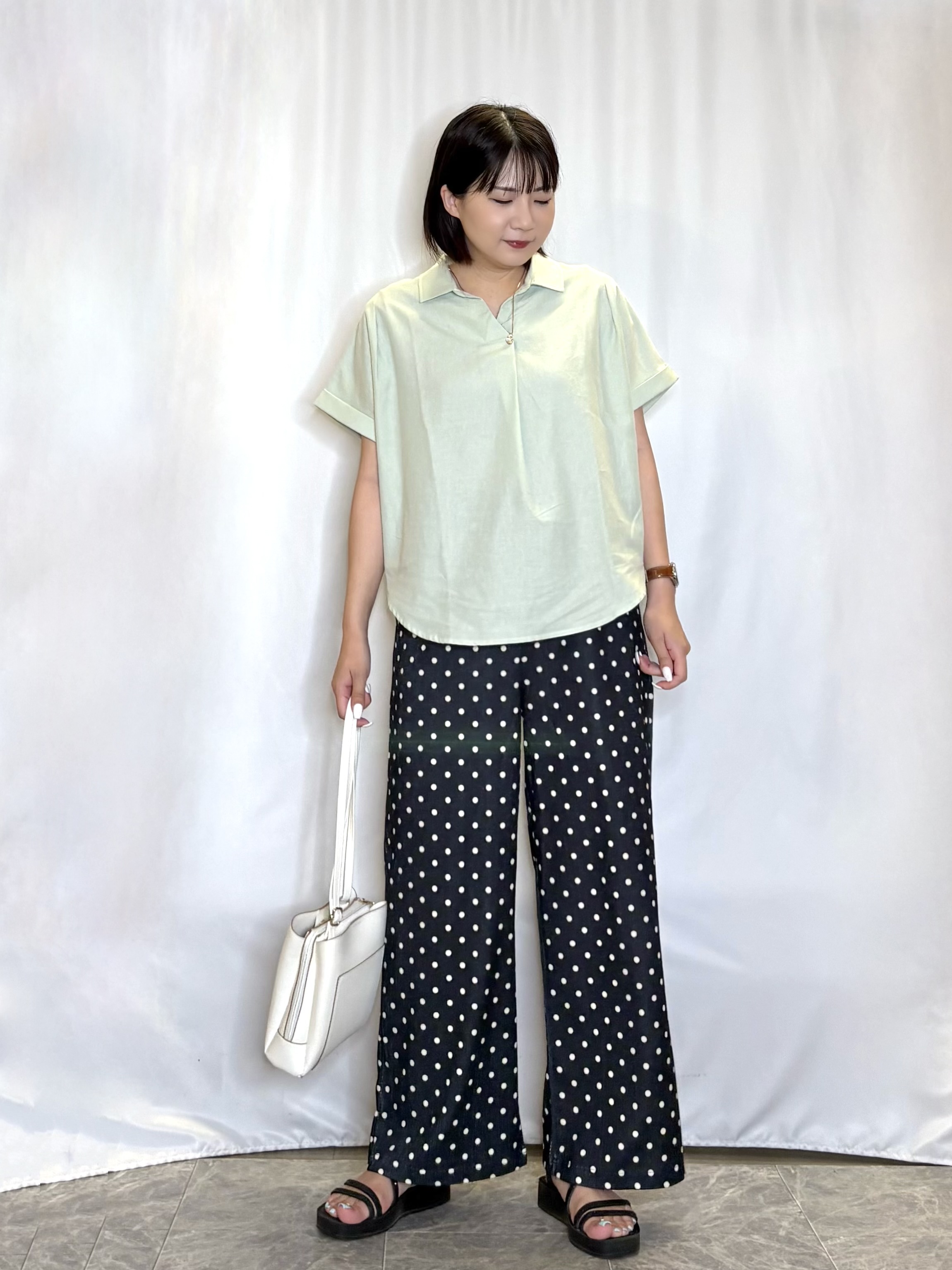 ネリさんの「SHOO･LA･RUE｜【UV/吸水速乾/抗菌防臭】インせず着られる フレンチリネンスキッパーシャツ」を使ったコーディネート