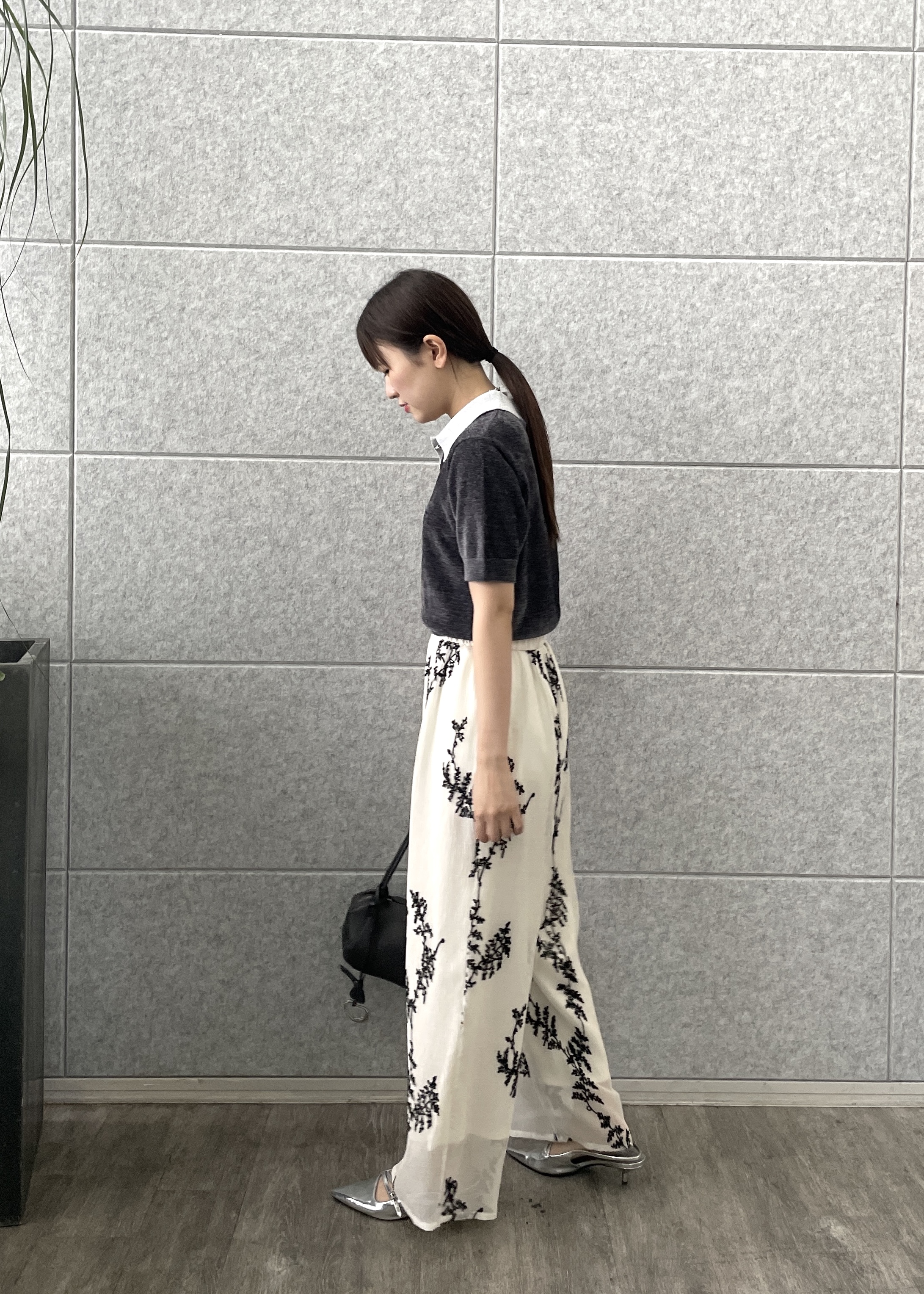Renoさんの「INDIVI｜バイカラーモールポロニット」を使ったコーディネート