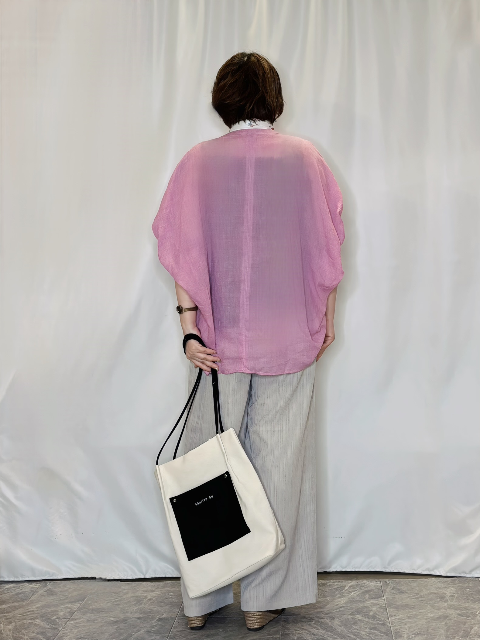たみさんの「SHOO･LA･RUE｜【体型カバー】バルーン風ゆるシャツブラウス」を使ったコーディネート