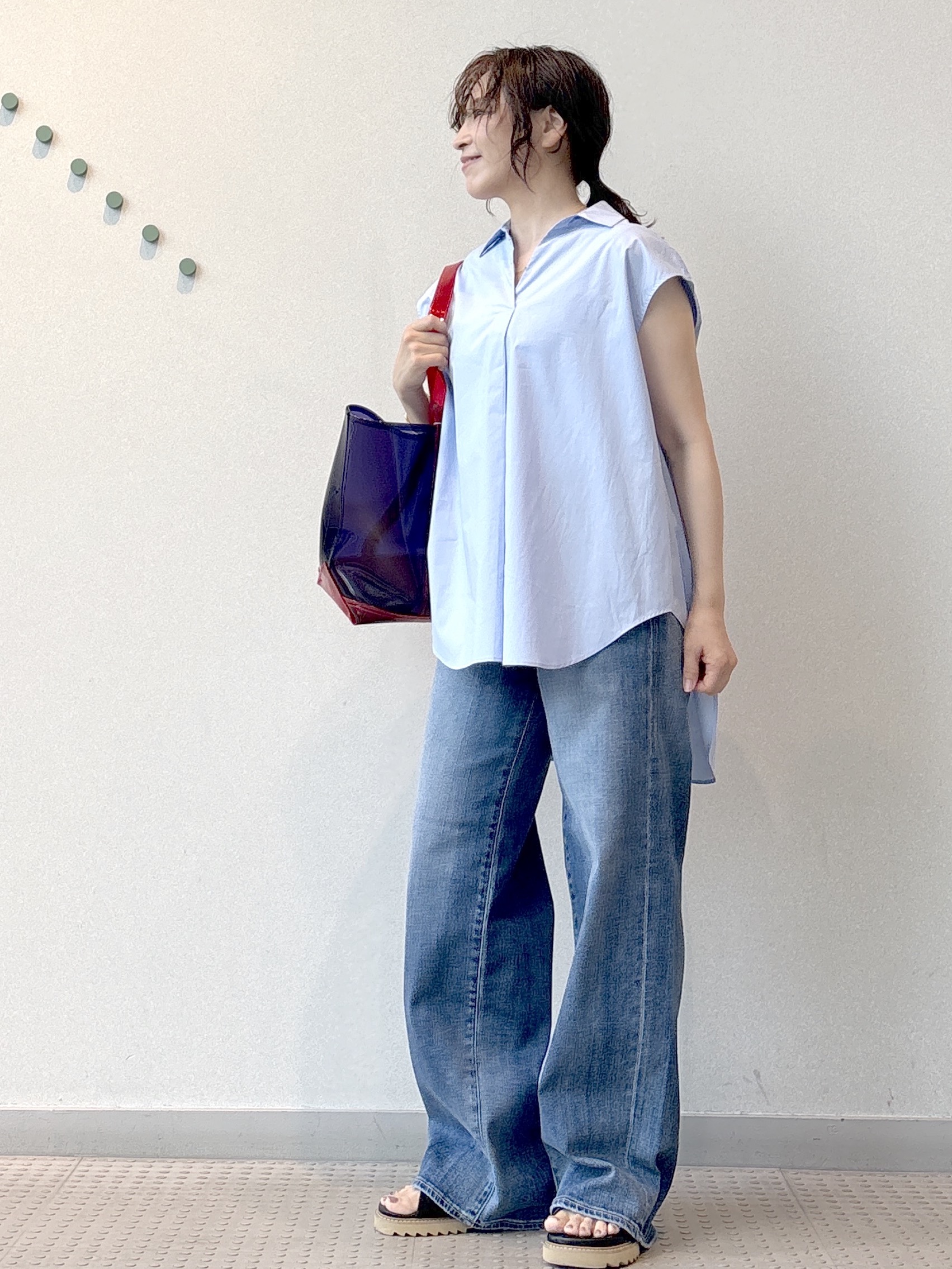 kawamuraさんの「DRESSTERIOR｜フレンチスリーブ スキッパーブラウス」を使ったコーディネート