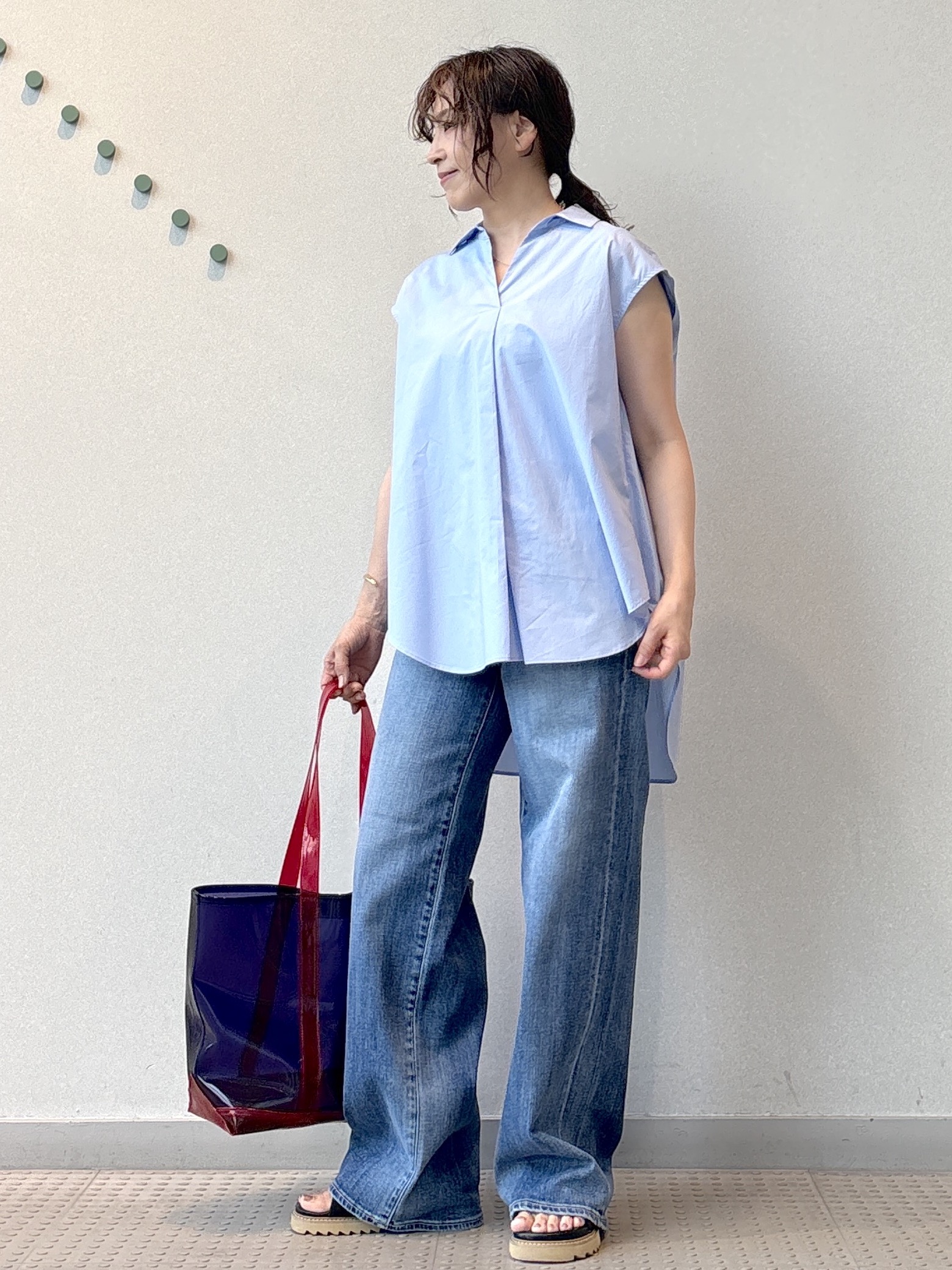kawamuraさんの「DRESSTERIOR｜フレンチスリーブ スキッパーブラウス」を使ったコーディネート