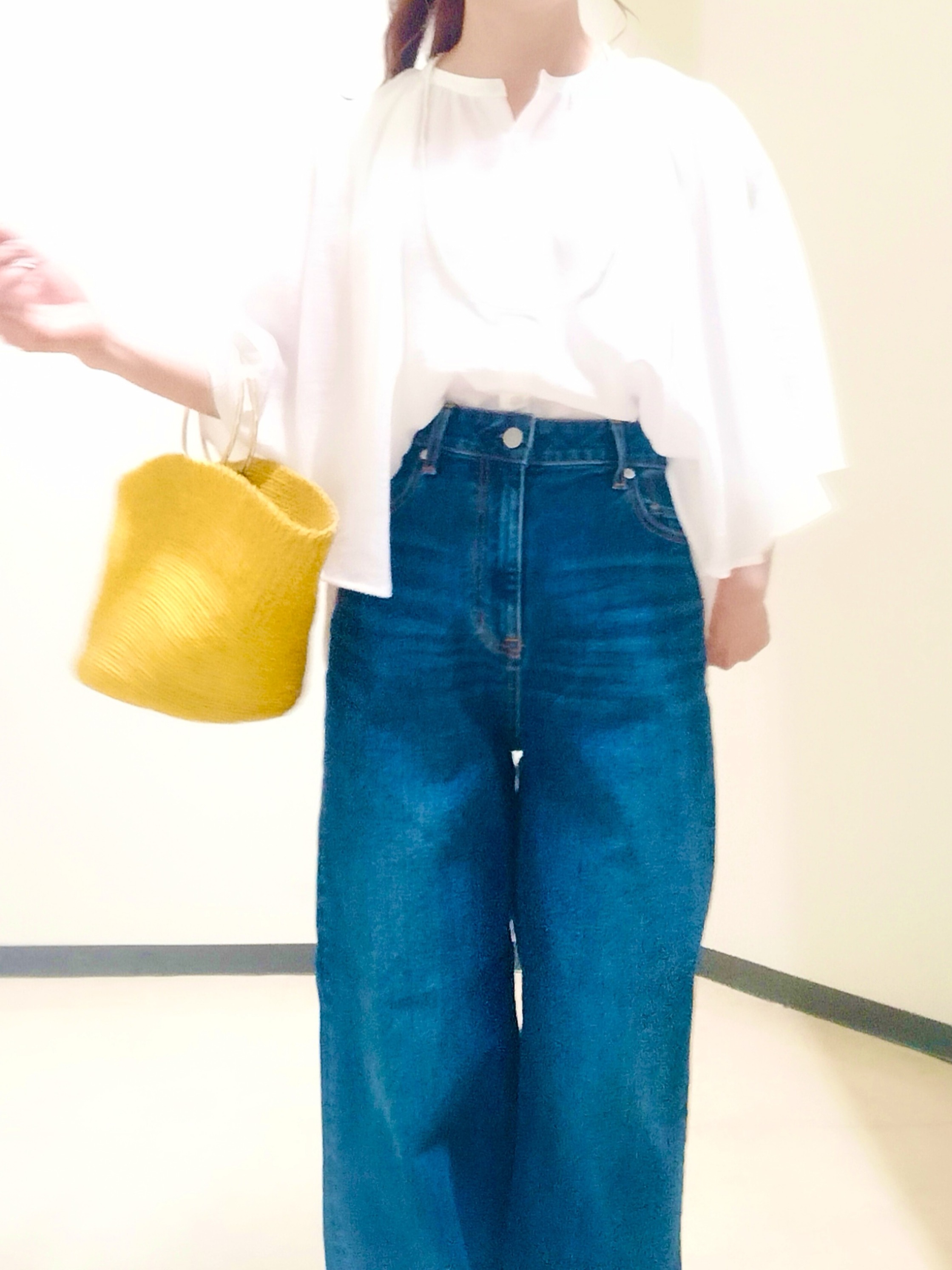 花さんの「Reflect｜ドビーストライプケープスリーブブラウス」を使ったコーディネート