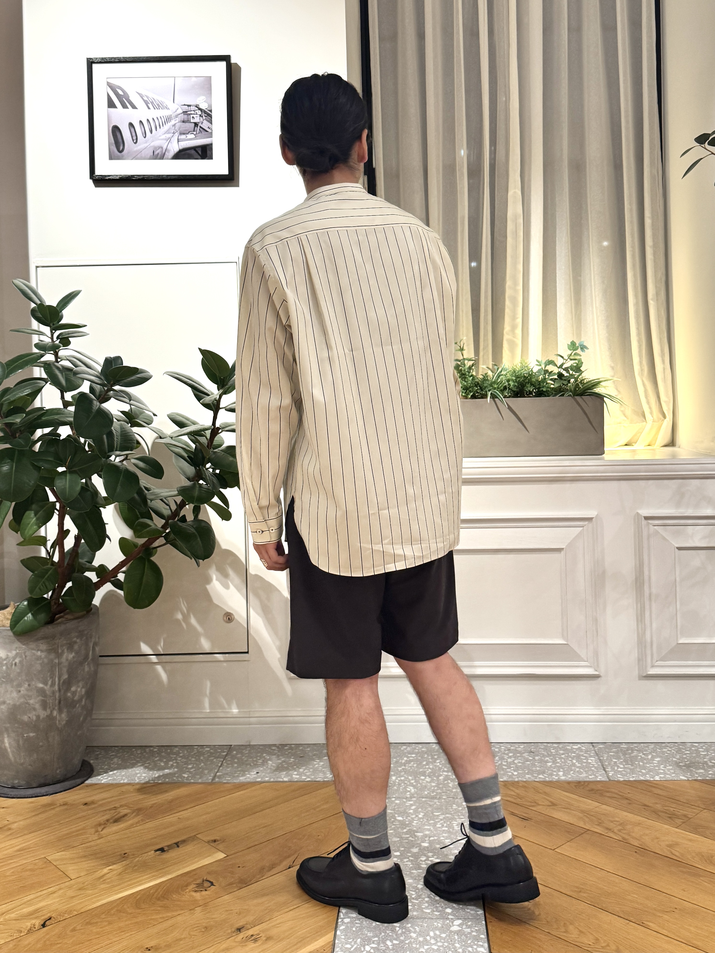kawarataniさんの「DRESSTERIOR｜【日本製】バンドカラー ストライプシャツ」を使ったコーディネート