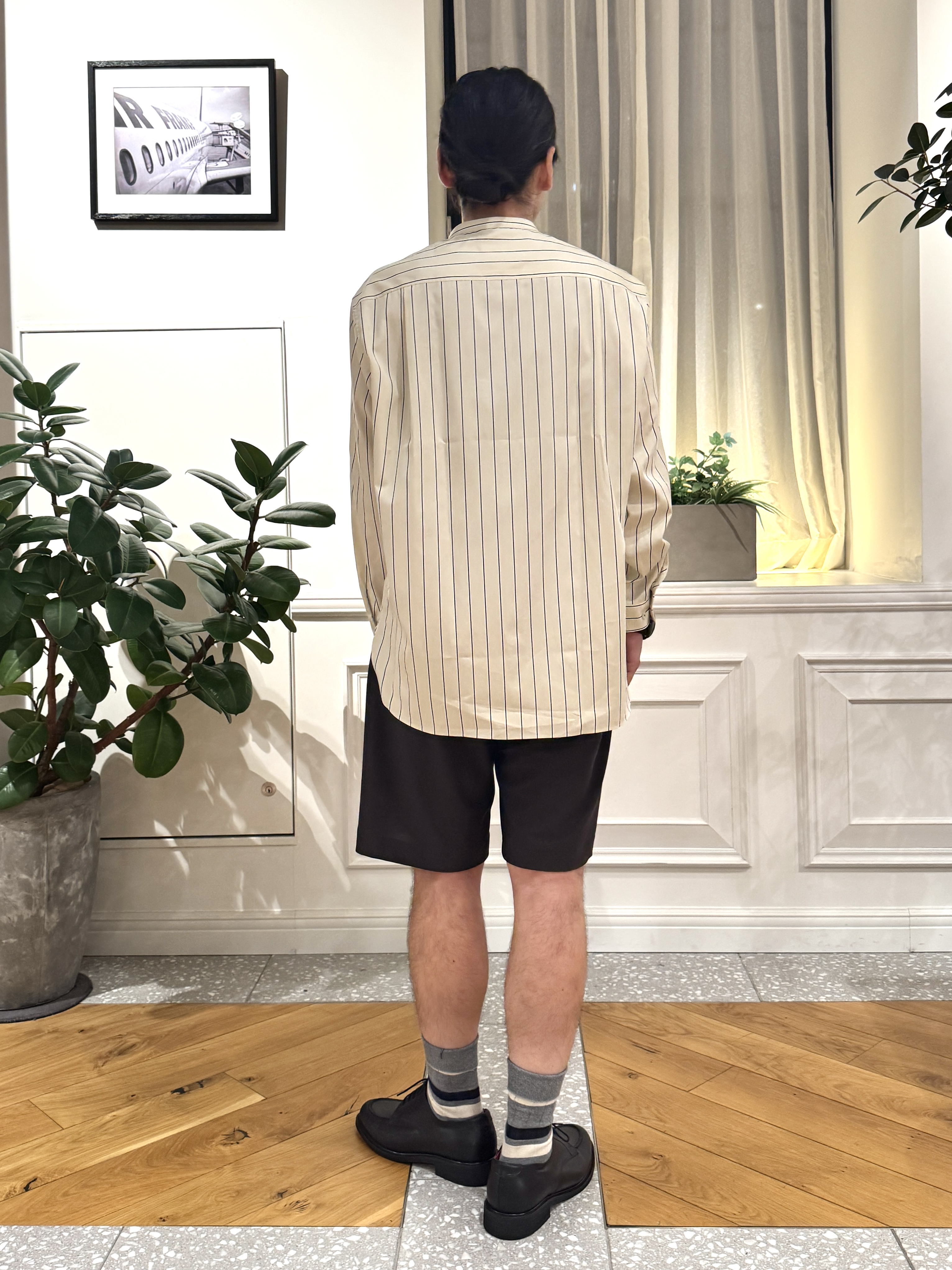 kawarataniさんの「DRESSTERIOR｜【日本製】バンドカラー ストライプシャツ」を使ったコーディネート