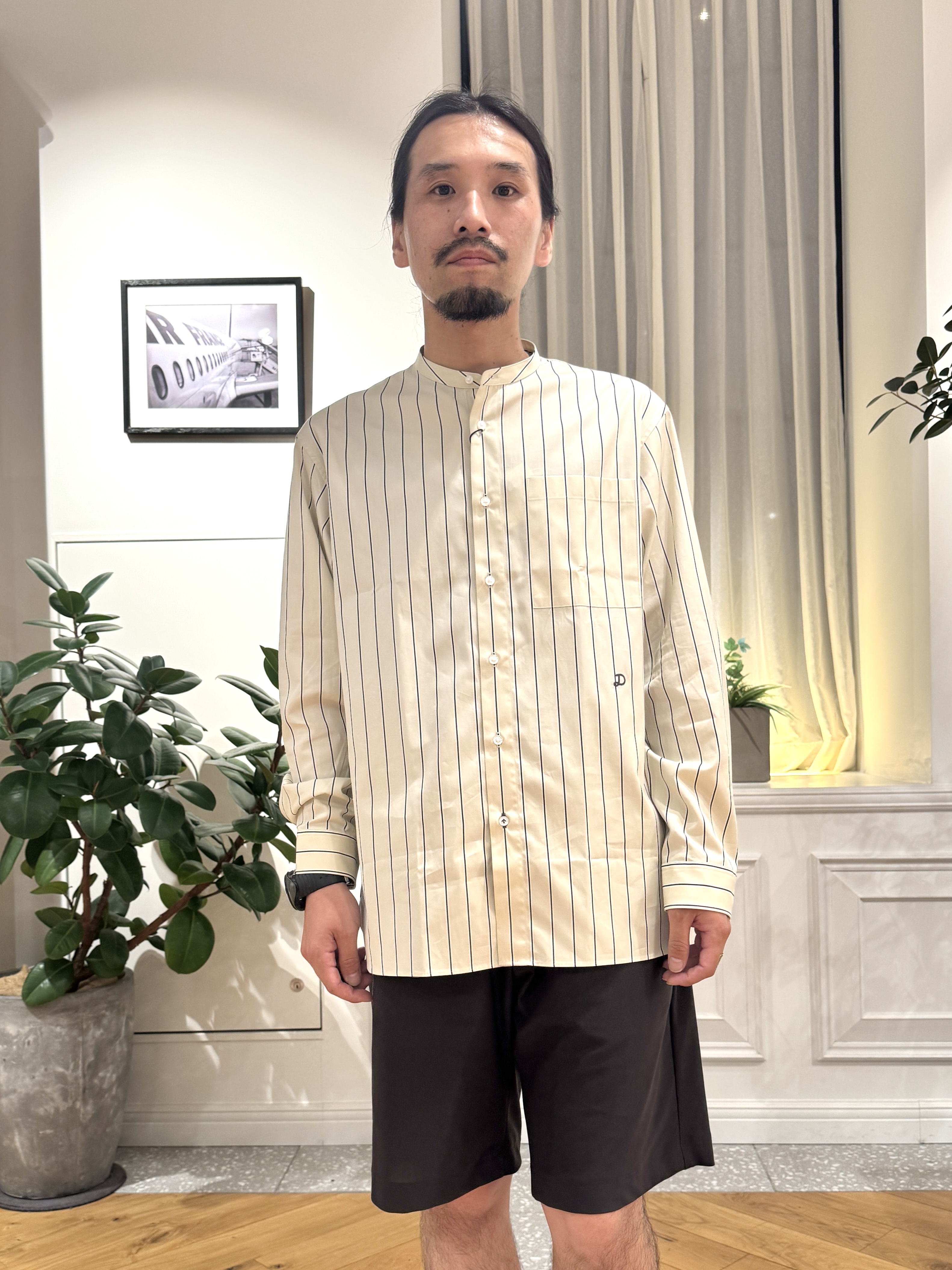 kawarataniさんの「DRESSTERIOR｜【日本製】バンドカラー ストライプシャツ」を使ったコーディネート