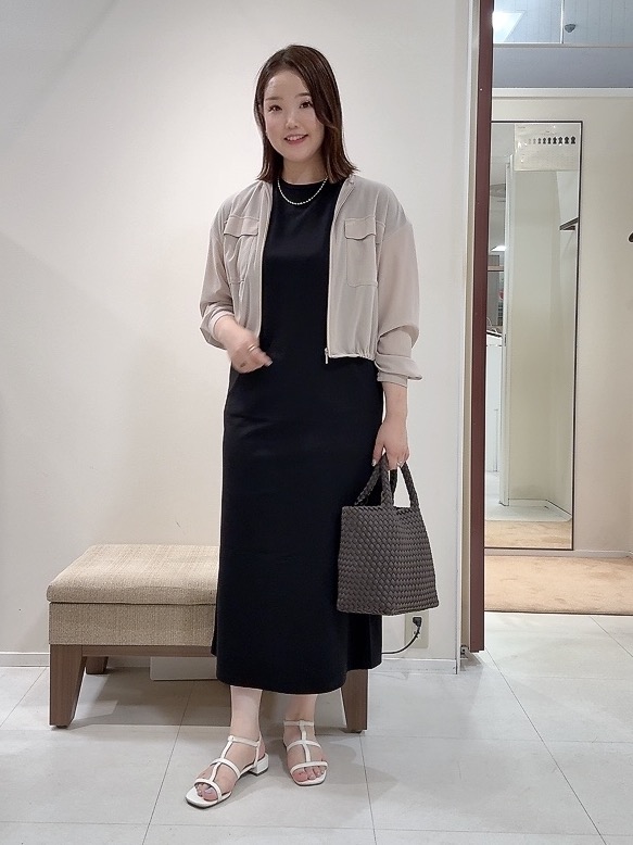 YUIさんの「UNTITLED｜◆【洗える】シアーブルゾン」を使ったコーディネート