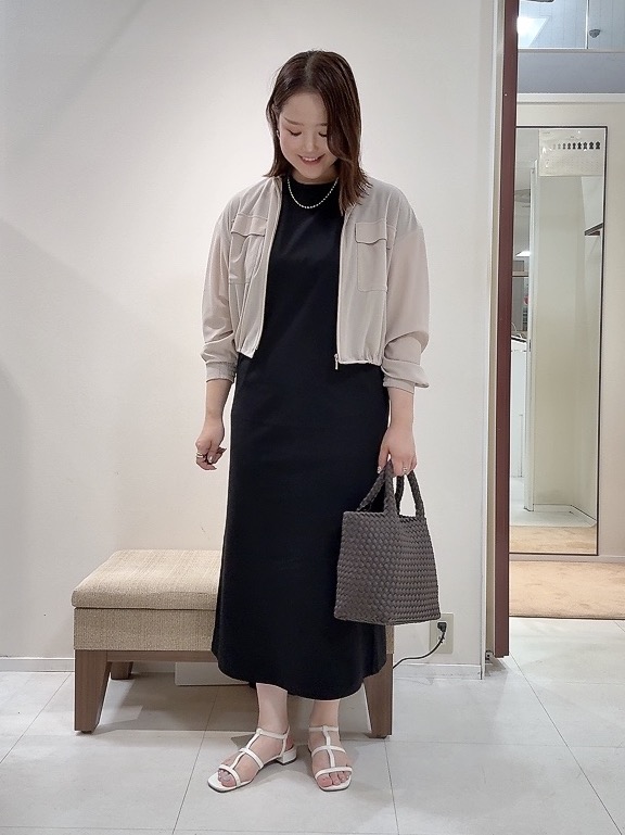 YUIさんの「UNTITLED｜◆【洗える】シアーブルゾン」を使ったコーディネート