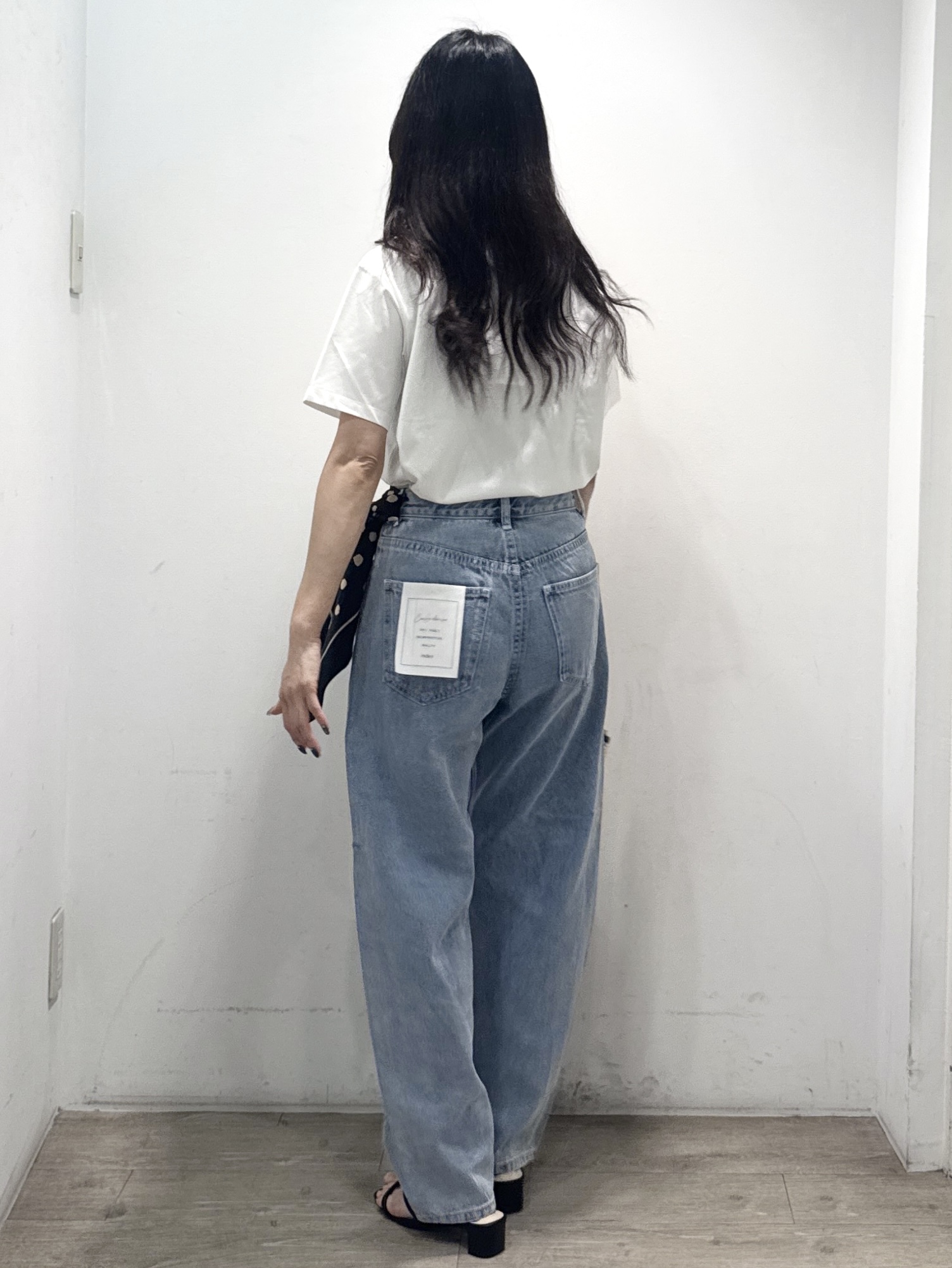 yuicciさんの「OPAQUE.CLIP｜【UV】フラワープリントTシャツ≪洗濯機OK／接触冷感≫」を使ったコーディネート