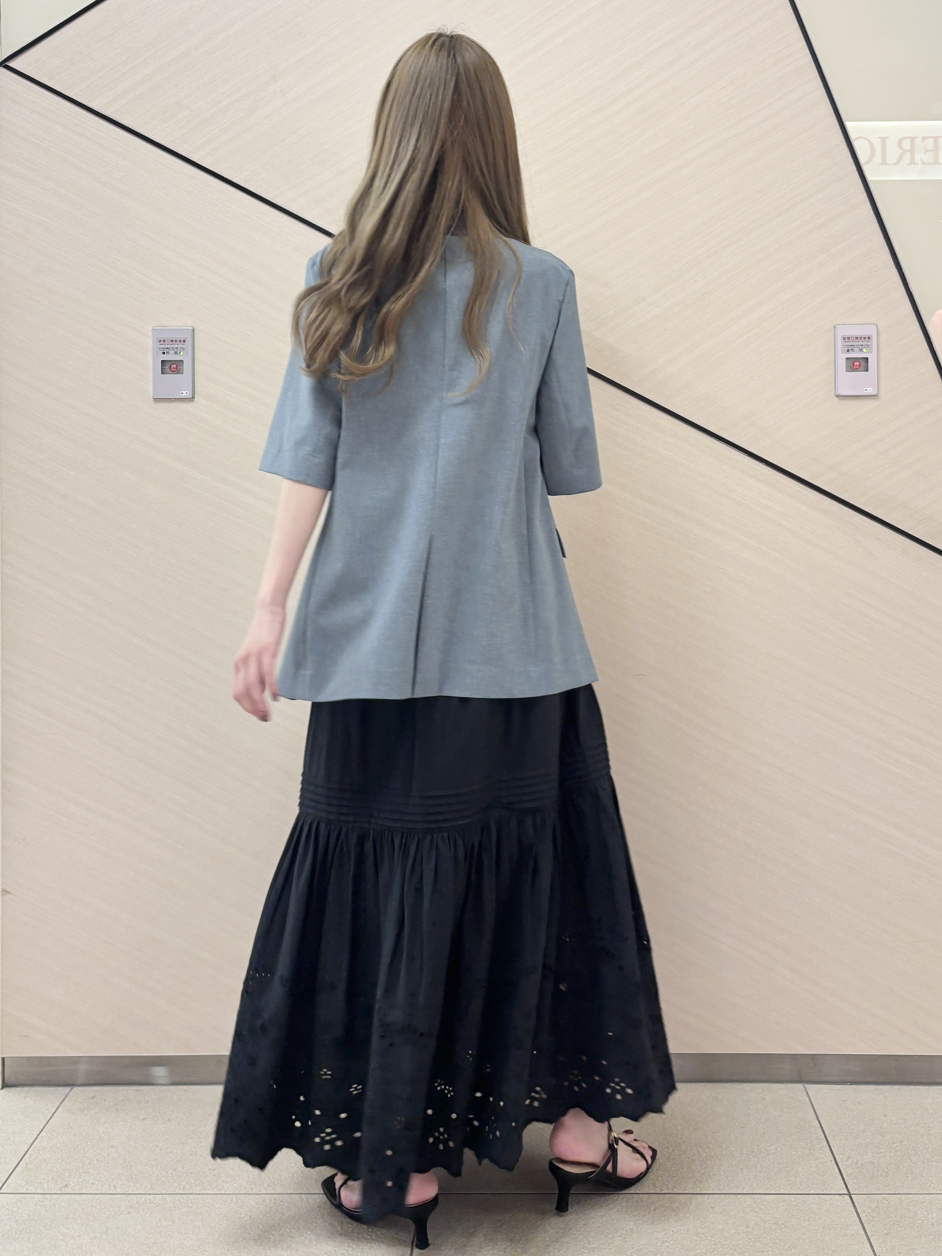 清水夏姫さんの「DRESSTERIOR｜【接触冷感/UVカット/抗菌防臭/しわ防止】クールデオドラント スクエアネックプルオーバー」を使ったコーディネート