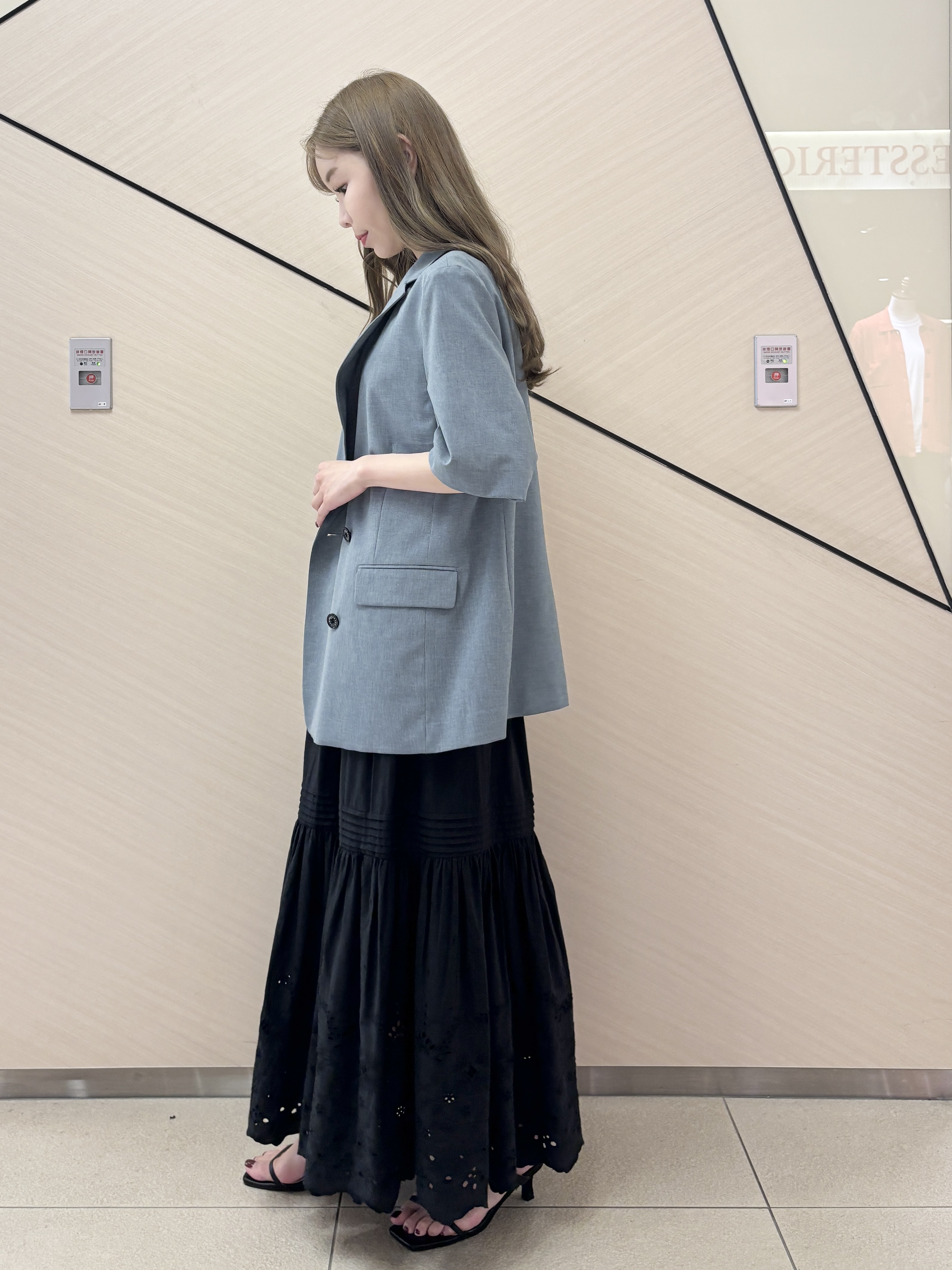 清水夏姫さんの「DRESSTERIOR｜【接触冷感/UVカット/抗菌防臭/しわ防止】クールデオドラント スクエアネックプルオーバー」を使ったコーディネート