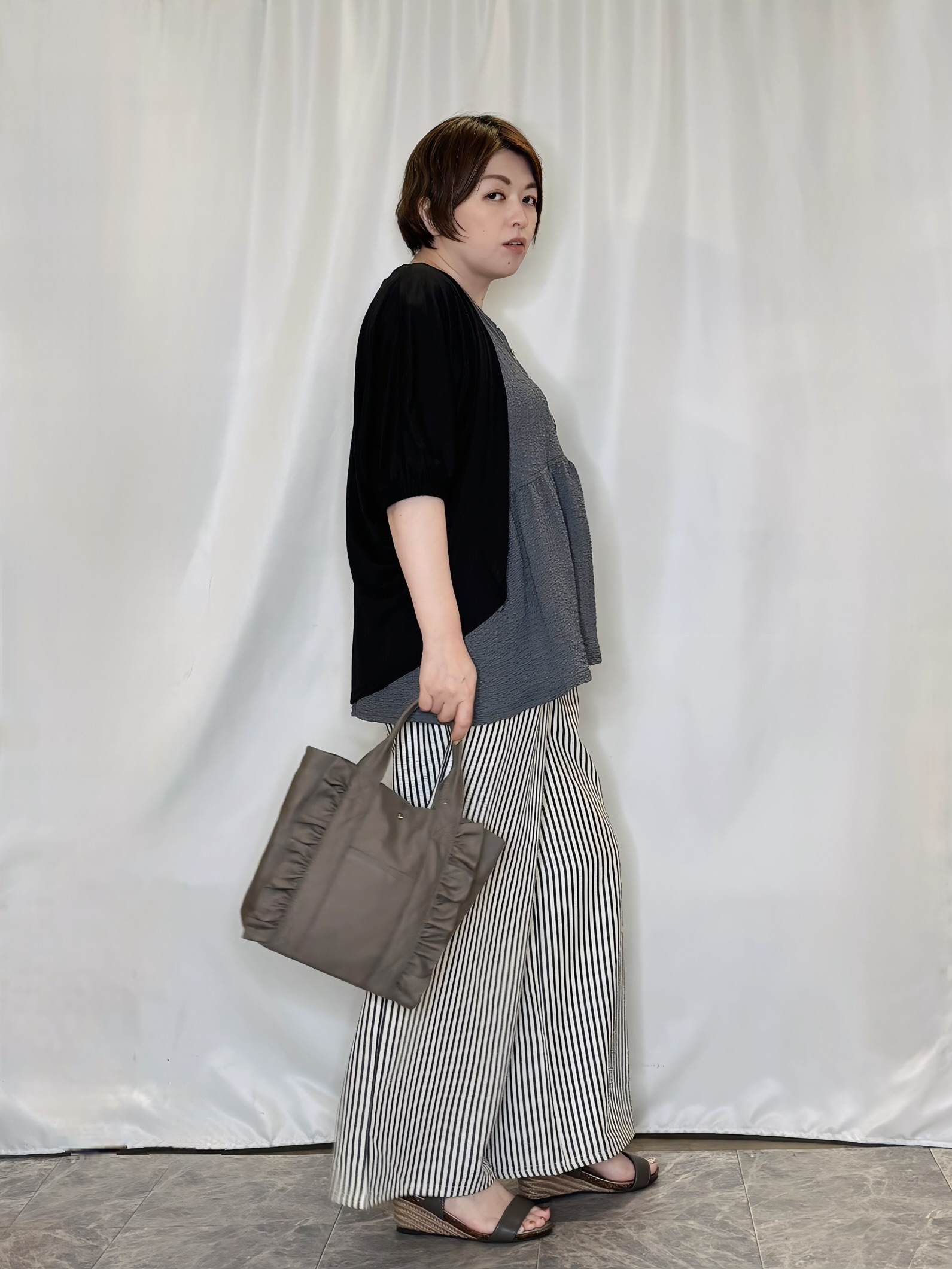 たみさんの「SHOO･LA･RUE｜【UV/体型カバー】冷房や朝晩の冷え込み対策にも さらとろ5分袖カーディガン」を使ったコーディネート