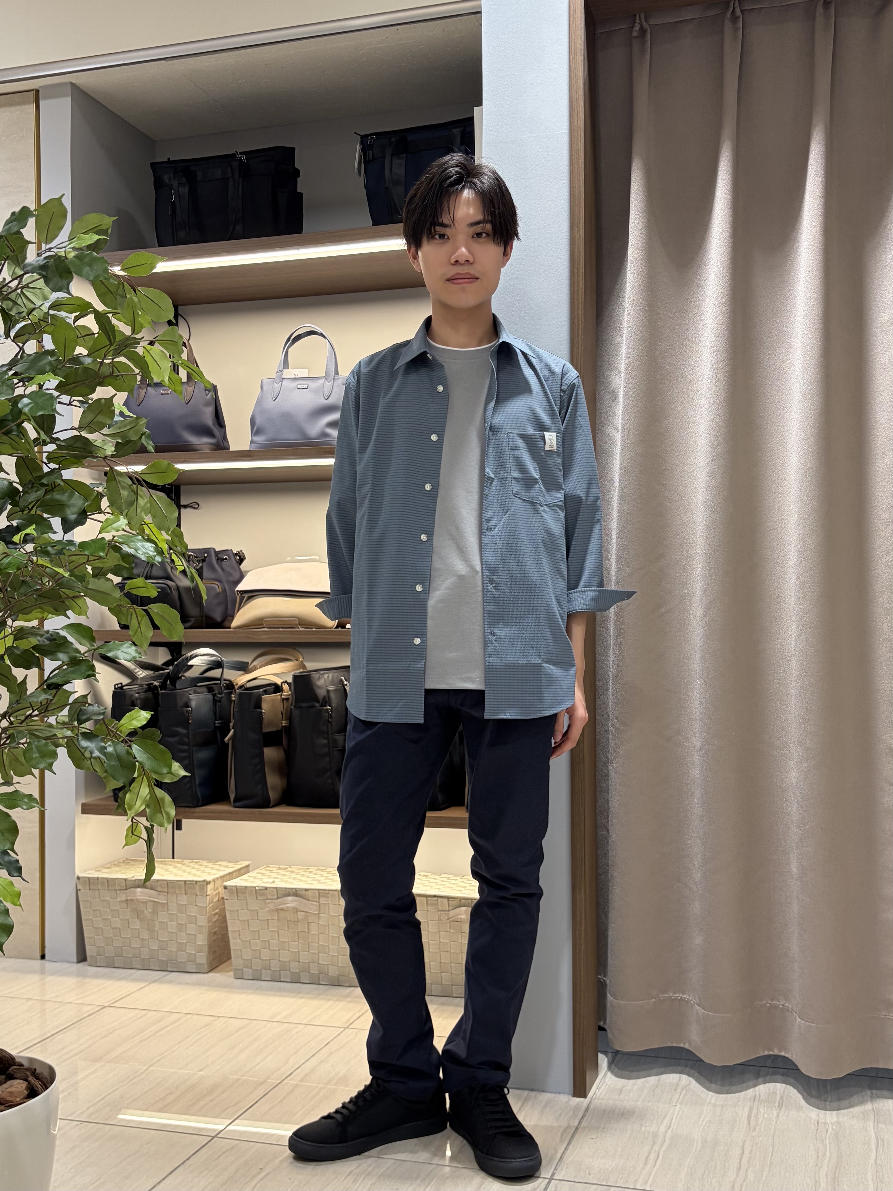 hiroさんの「TAKEO KIKUCHI｜【日本製】DotAir（R）サッカー7分袖シャツ」を使ったコーディネート
