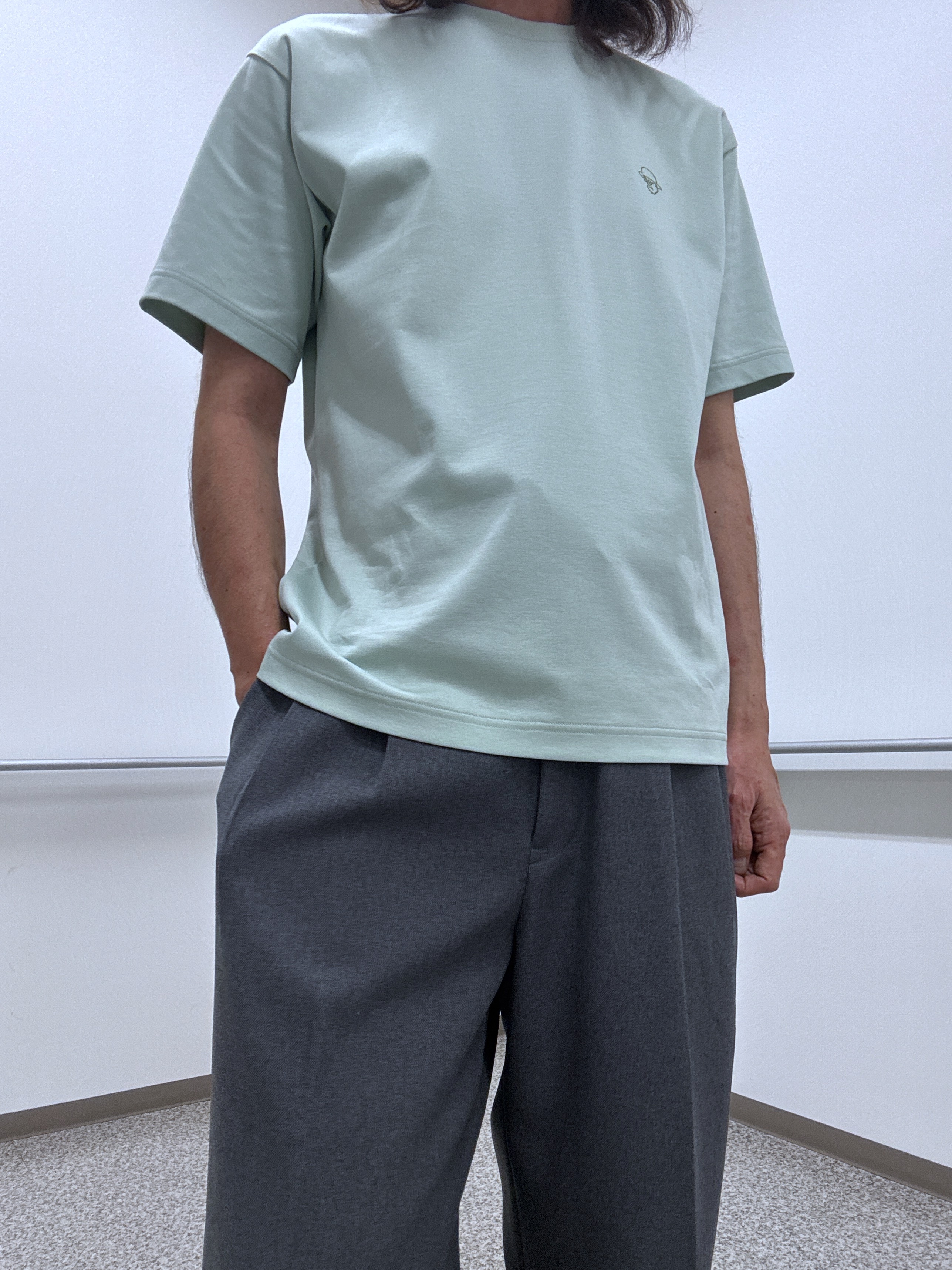 おーのさんの「TAKEO KIKUCHI｜【日本製】DotAir（R）リゾートプリント半袖シャツ」を使ったコーディネート