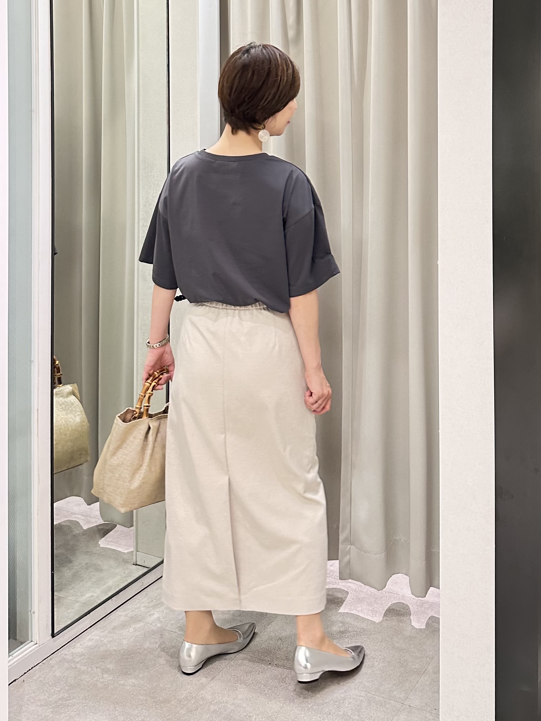 みなこさんの「UNTITLED｜【接触冷感/吸水速乾/UVカット】ドルマンスリーブシャツ」を使ったコーディネート