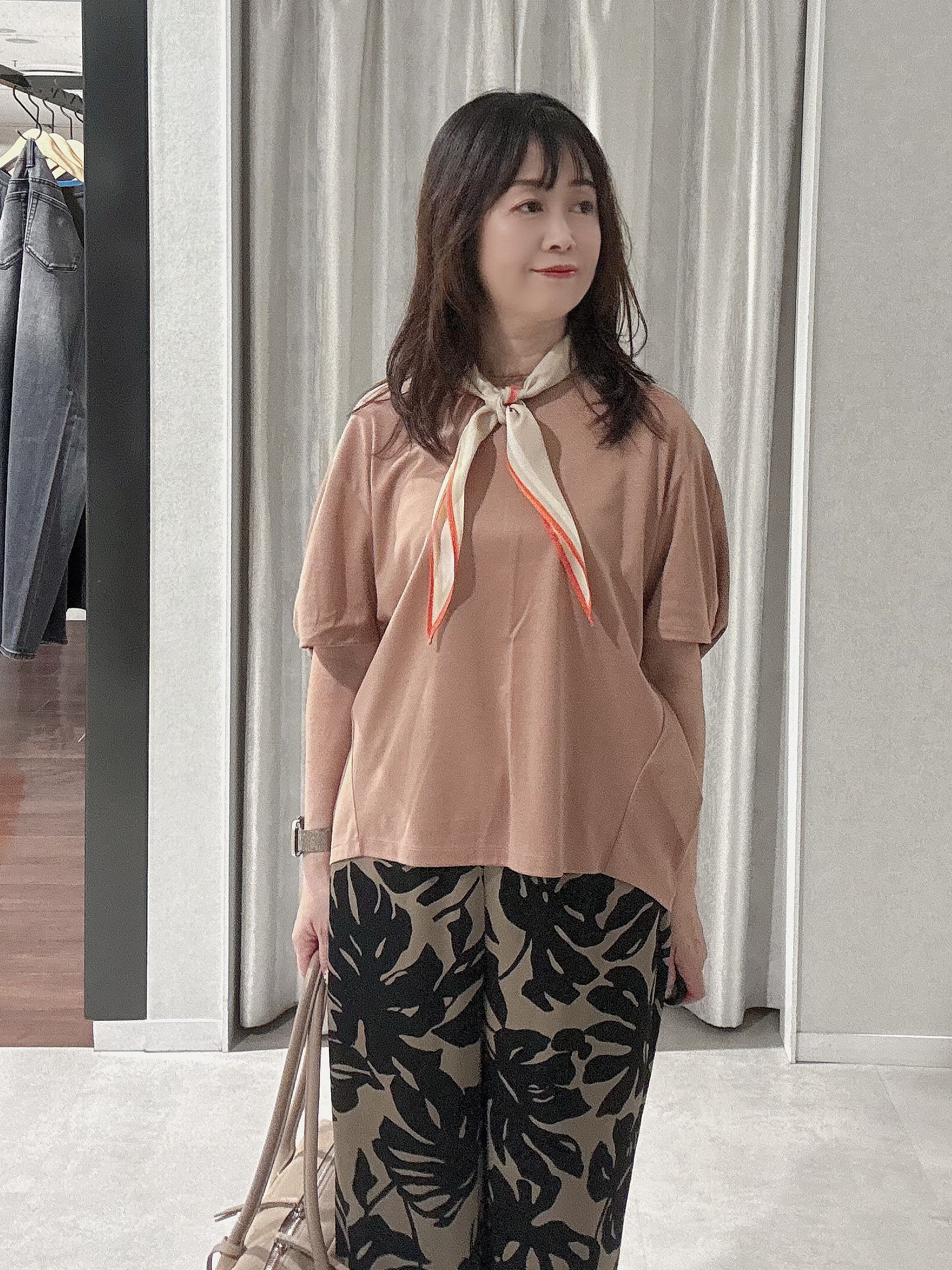 makiさんの「UNTITLED｜【汗染み防止/接触冷感】ドルマンプルオーバー」を使ったコーディネート