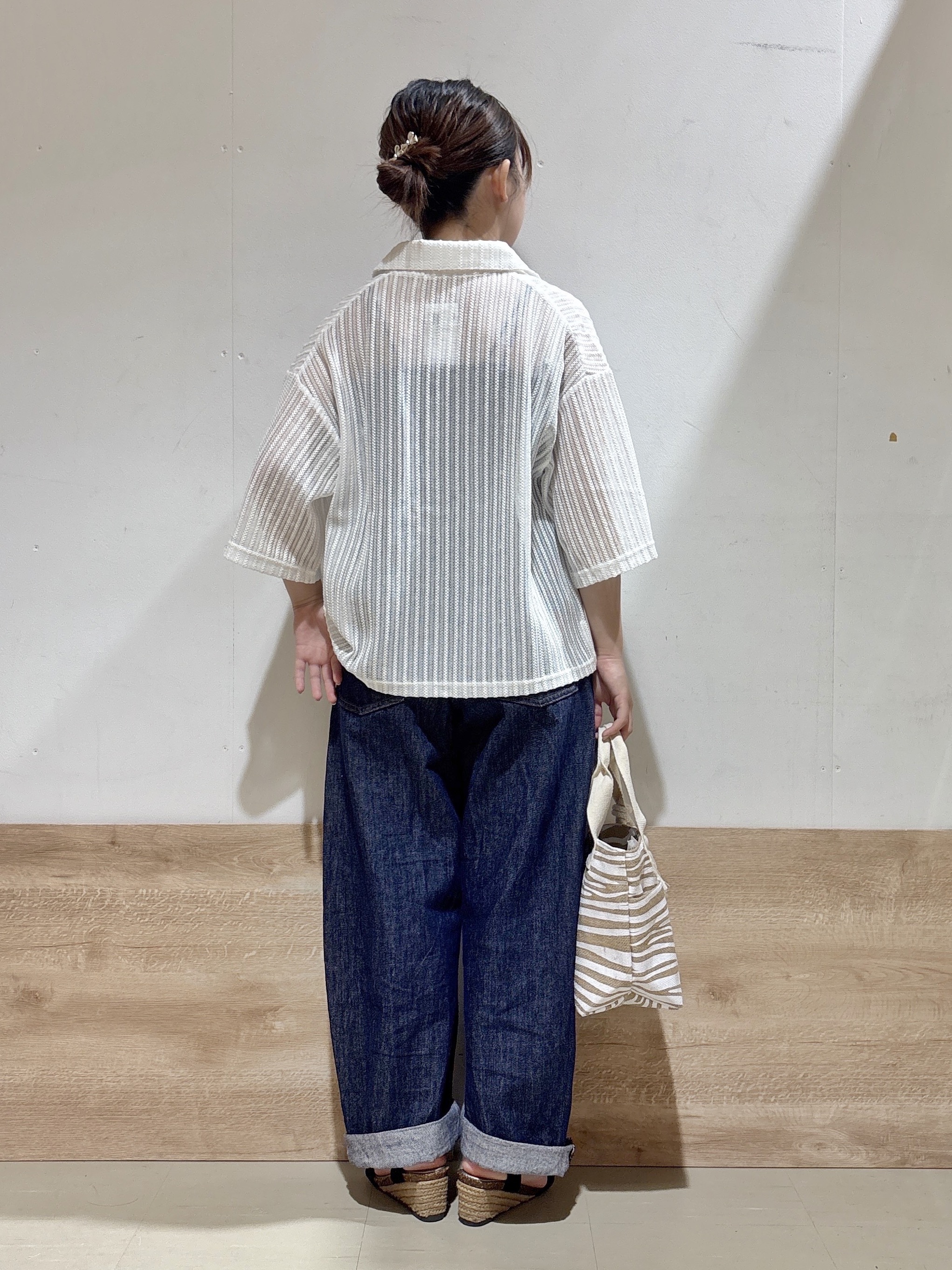 るねさんの「SHOO･LA･RUE｜【洗濯機可/S-LL】カップ付き Wストラップ テレコキャミソール」を使ったコーディネート