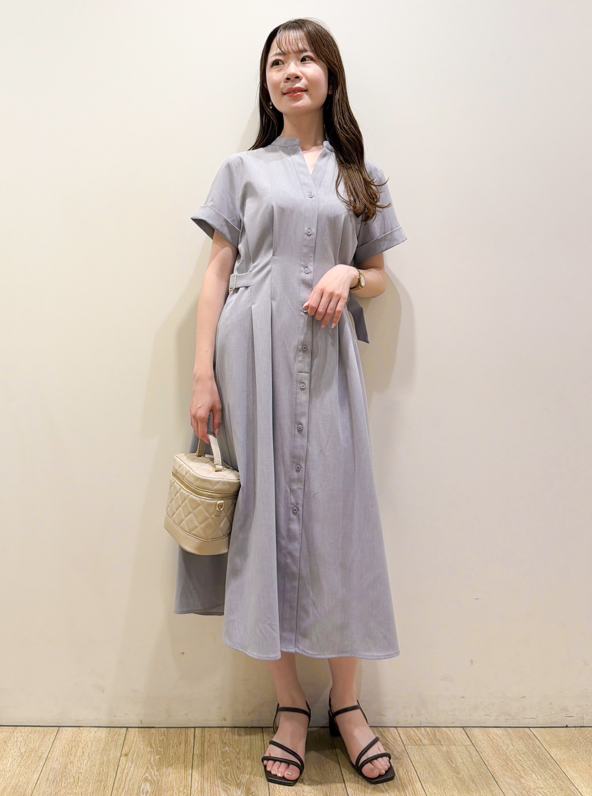 ayaさんの「index｜【接触冷感／吸水速乾／UVケア】リネンライクサイドベルトシャツワンピース《透け防止／洗濯機OK》」を使ったコーディネート
