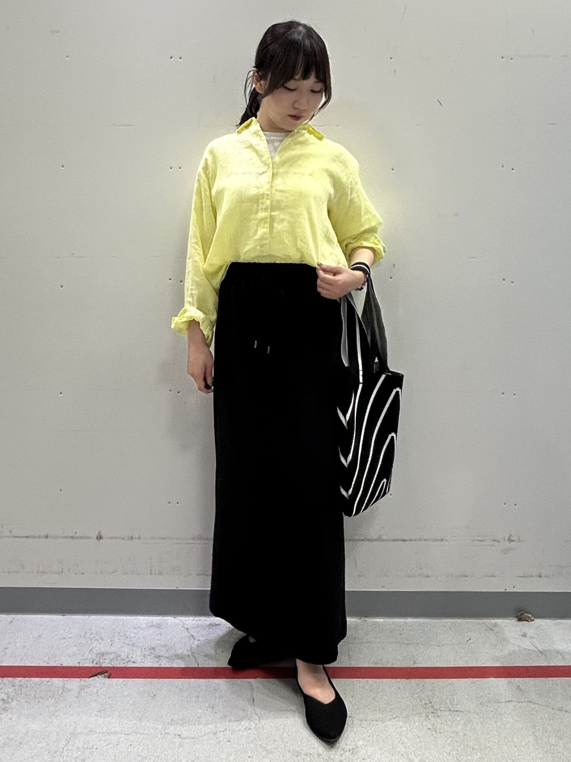 noeさんの「INDIVI｜【接触冷感／2WAY】カシュクールリネンシャツ」を使ったコーディネート