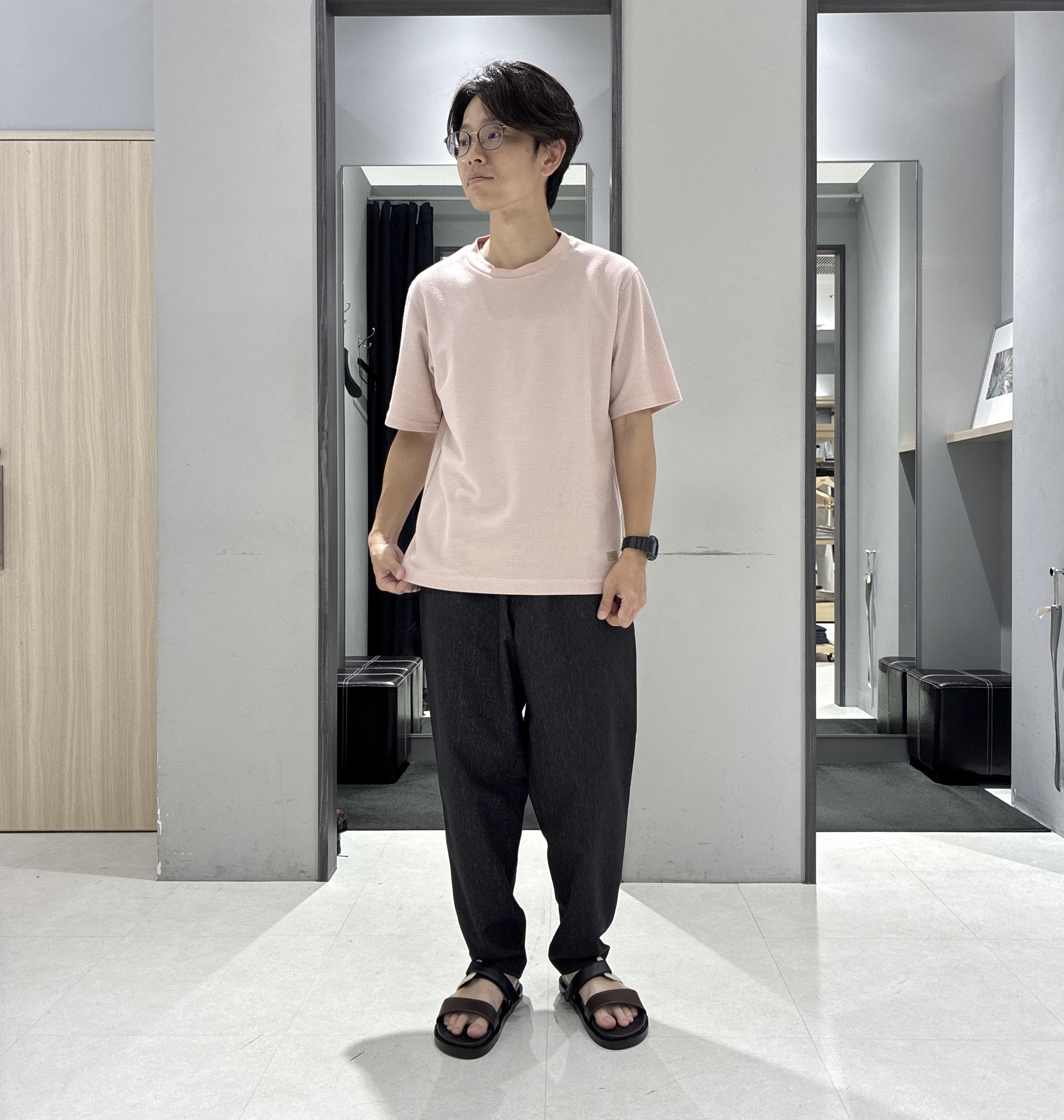 わいずみさんの「TAKEO KIKUCHI｜【接触冷感】アイスクリアコットン ワンポイント ポロシャツ」を使ったコーディネート