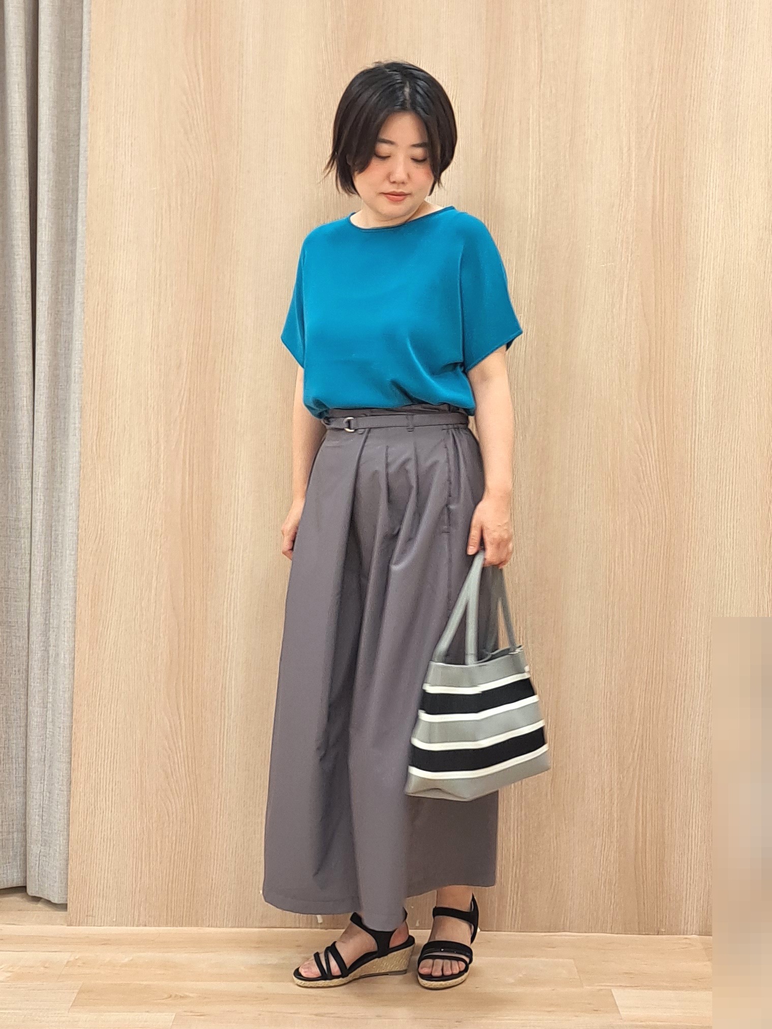 ふるさんの「grove｜【シリーズ累計36万枚！名品ニット】やわらかドライタッチ ドルマンニット」を使ったコーディネート