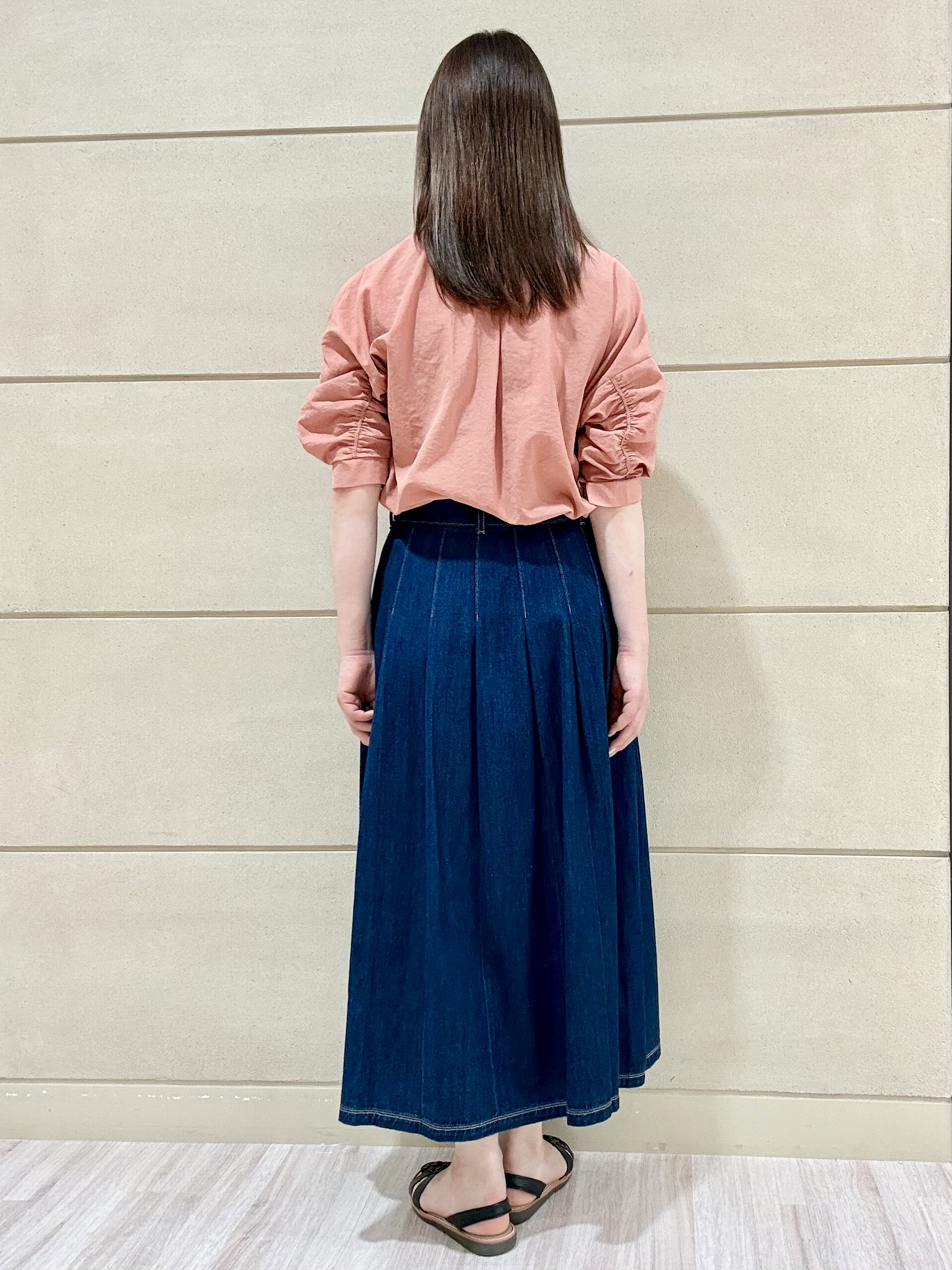 Marさんの「Reflect｜【手洗い可】プチハイネック ギャザーブラウス」を使ったコーディネート