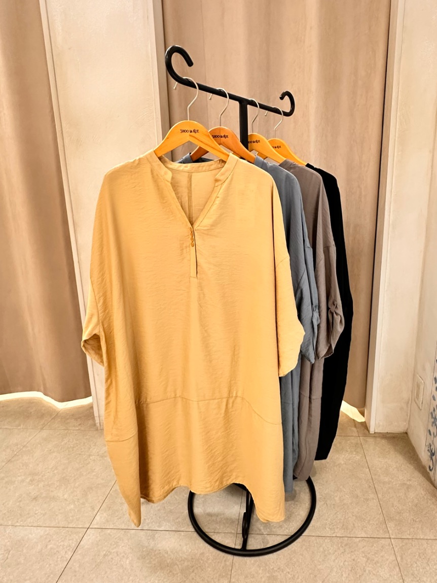 Yossyさんの「SHOO･LA･RUE｜【S-LL/洗濯後しわになりにくい】ゆるっと体型カバー 7分袖コクーンチュニック」を使ったコーディネート