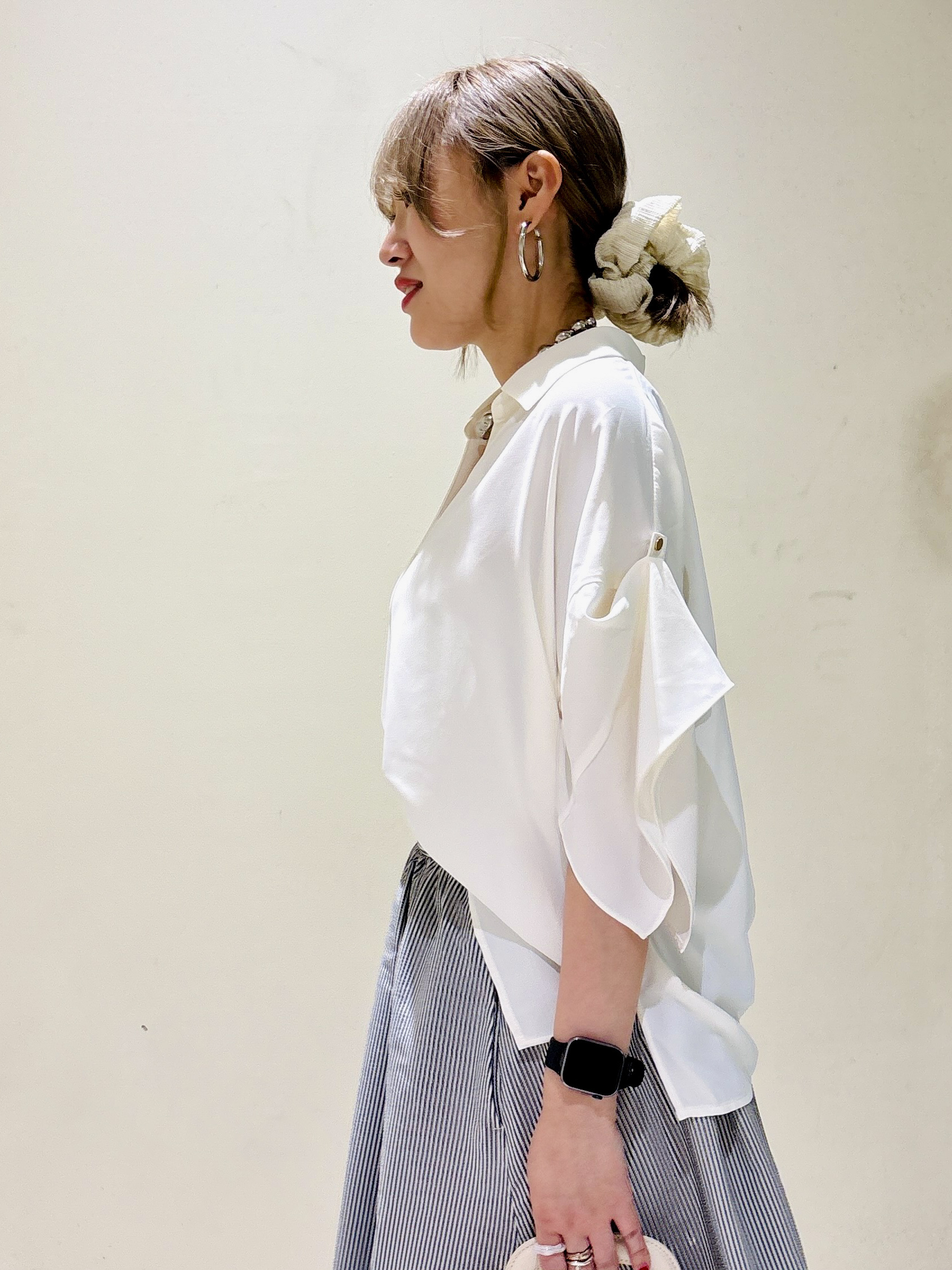 みきちぃさんの「OPAQUE.CLIP｜【UV／接触冷感／吸水速乾／】タックスリーブスキッパーブラウス《洗濯機OK》」を使ったコーディネート