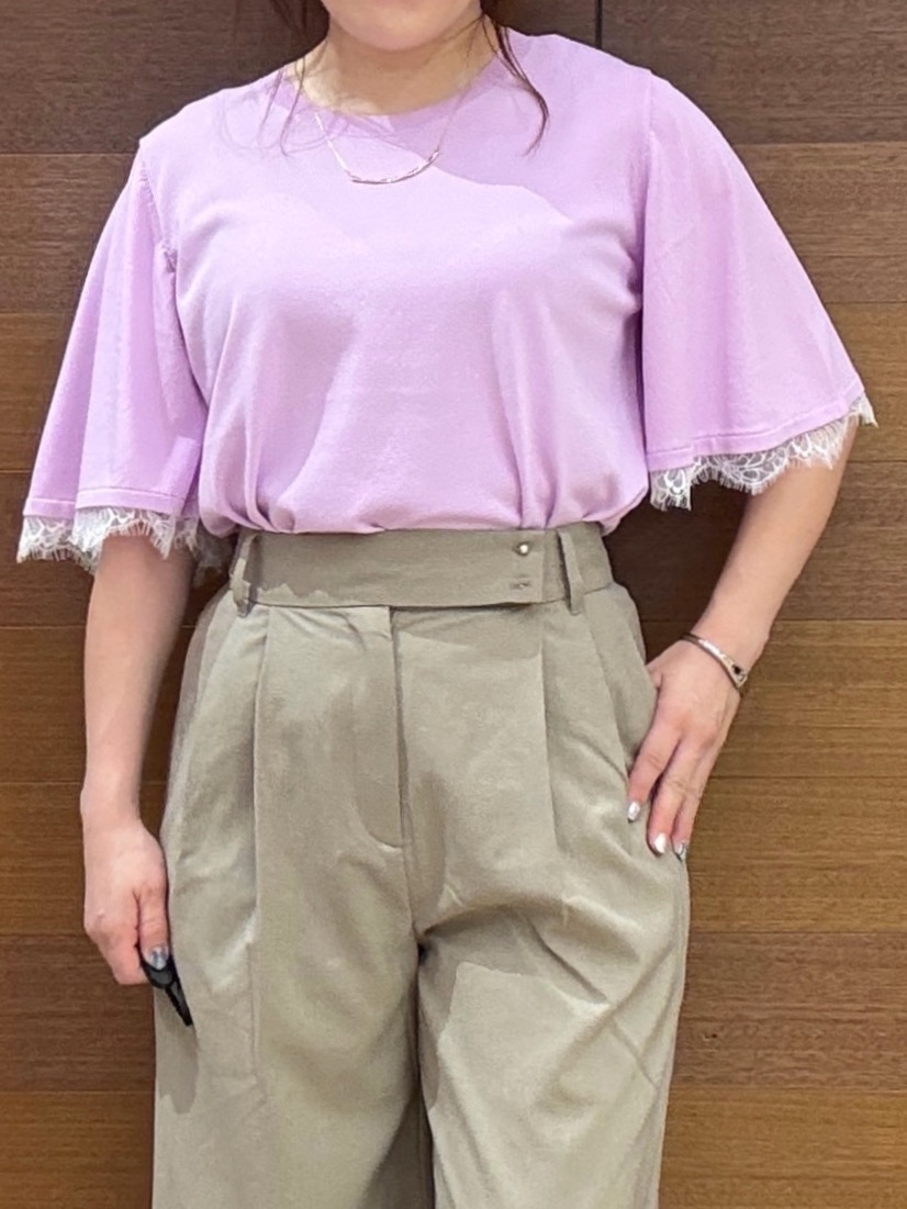 maichiさんの「OPAQUE.CLIP｜【遮熱性】袖口レース フレアスリーブニット《洗濯機OK／抗ピル》」を使ったコーディネート